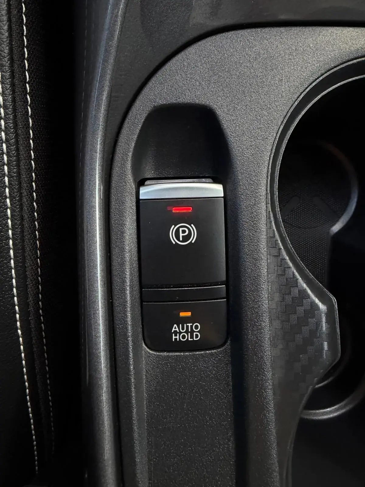 Nissan Juke 1.0 DIG-T Tekna DCT 32