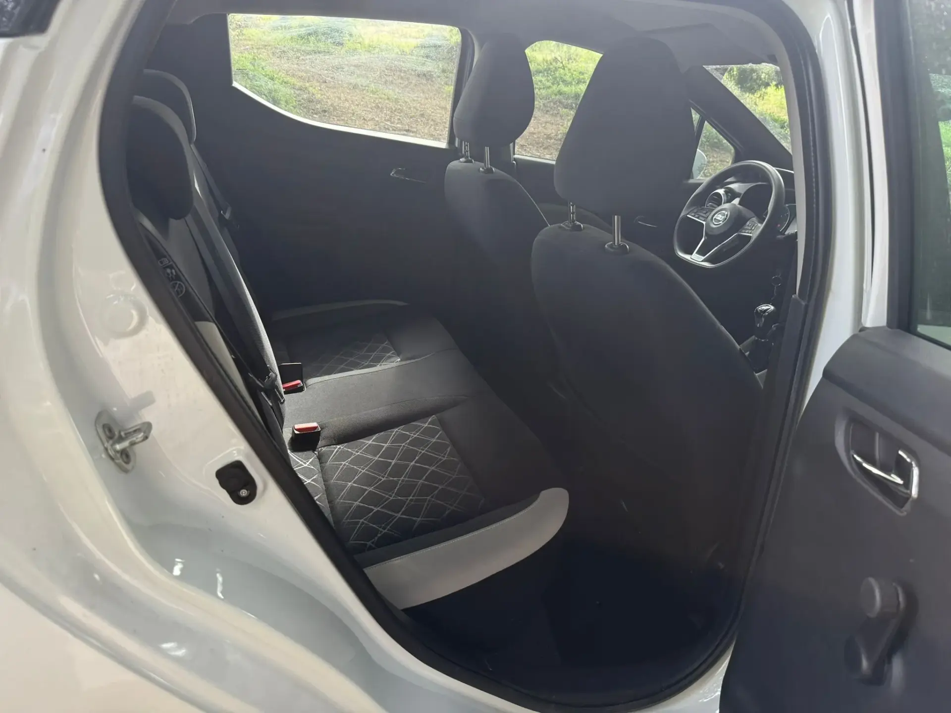 Nissan Micra 1.5 dCi N-Connecta 26