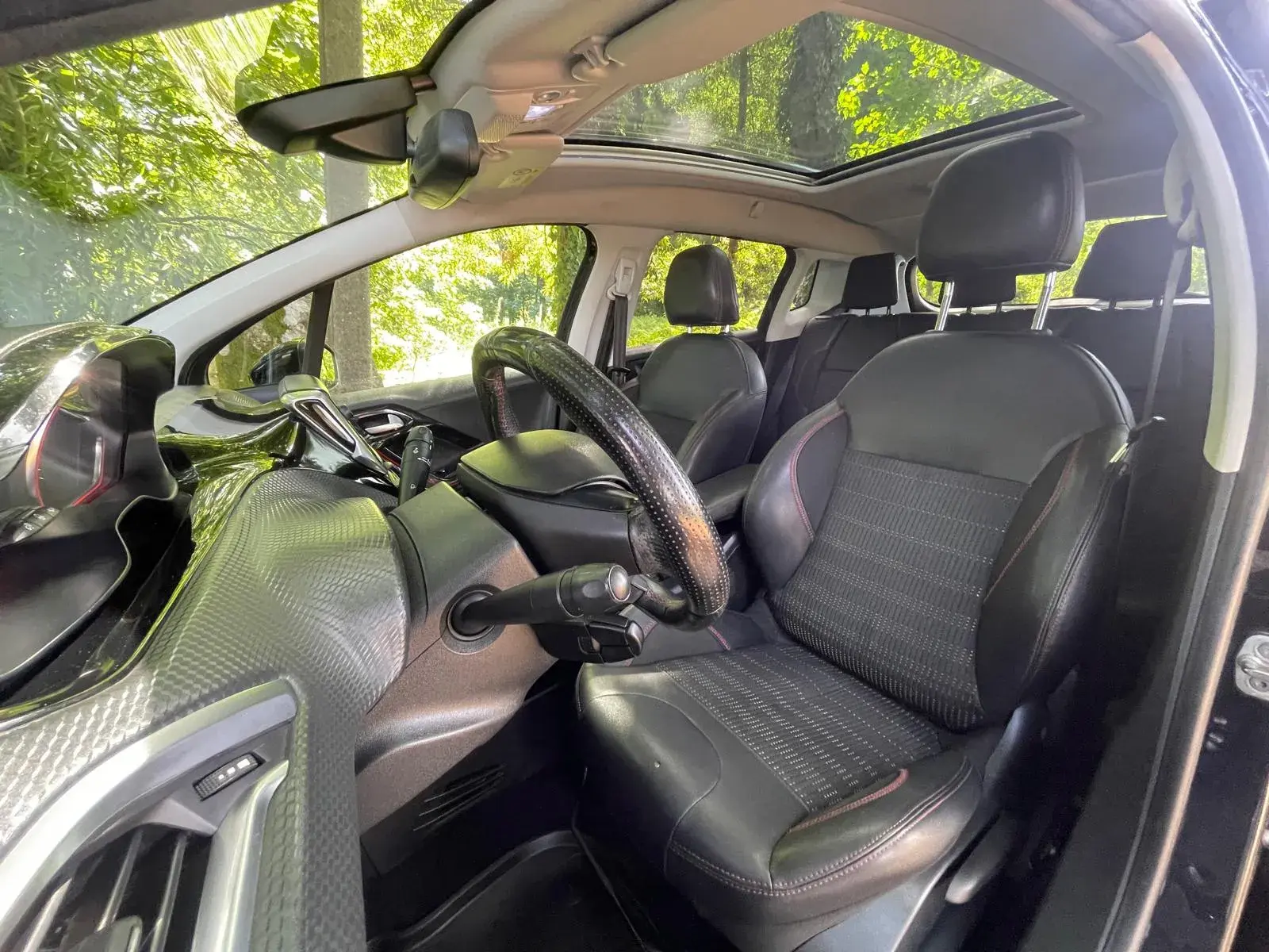 Peugeot 2008 1.2 PureTech GT Line 19