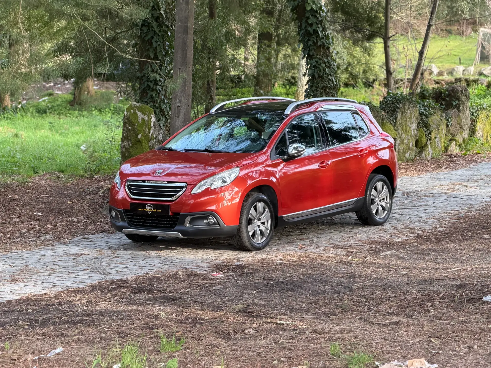 Peugeot 2008 1.2 PureTech Allure EAT6 3