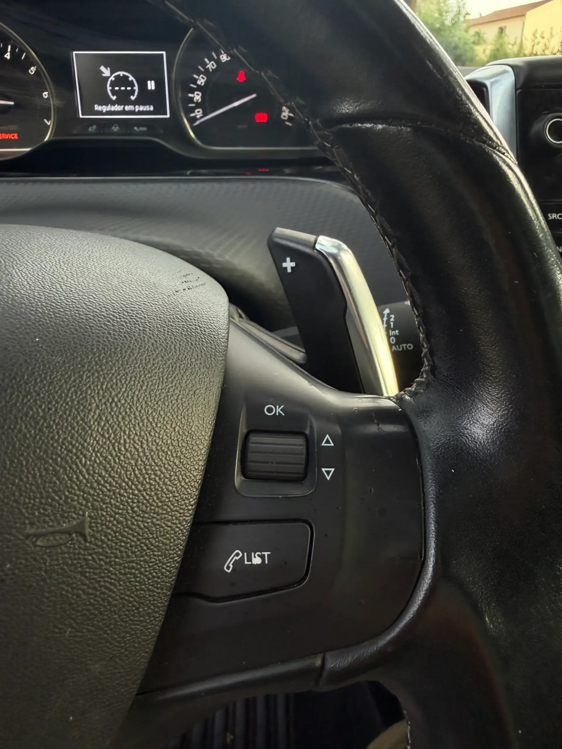 Peugeot 2008 1.2 PureTech Allure EAT6 26