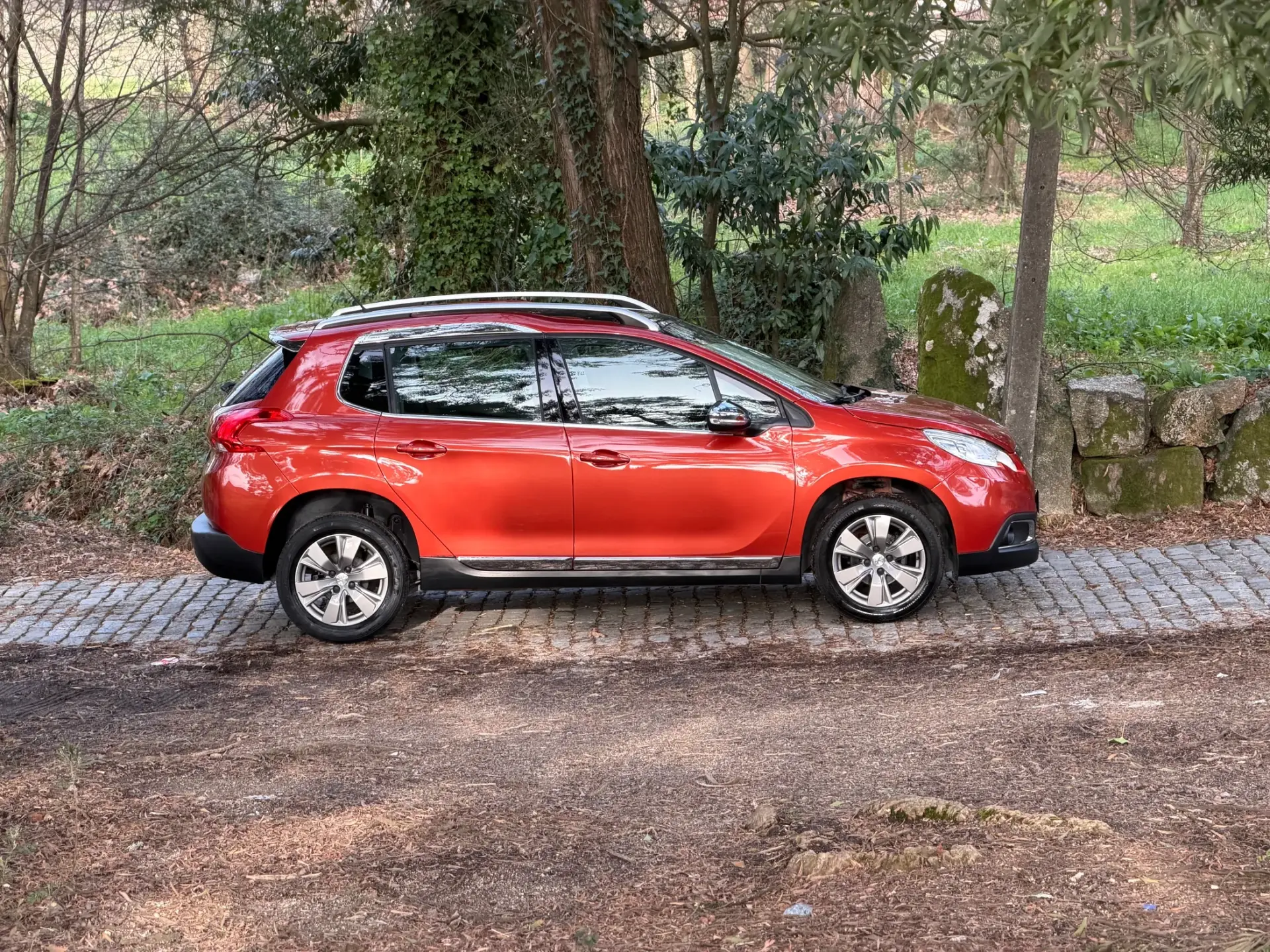 Peugeot 2008 1.2 PureTech Allure EAT6 39