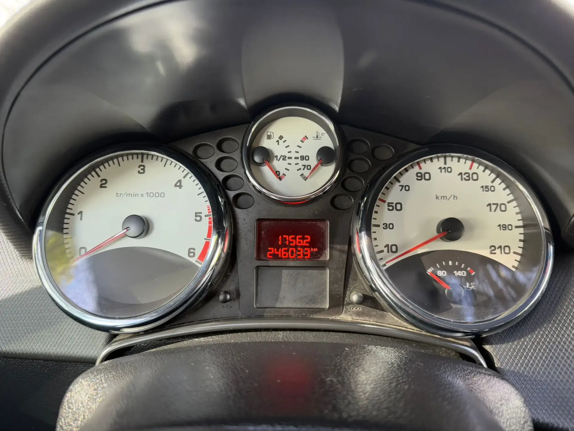Peugeot 207 1.6 HDi Sport 11