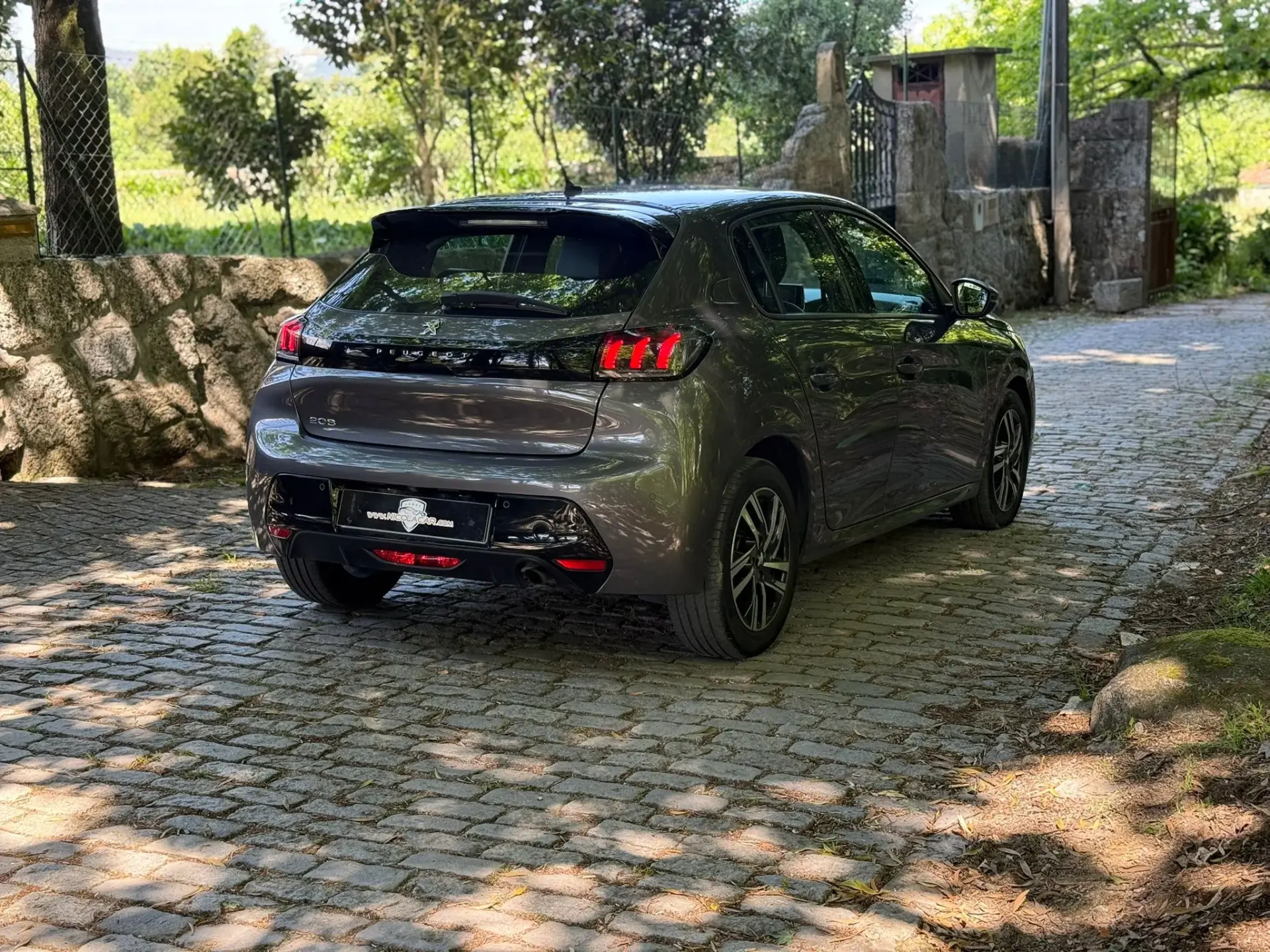 Peugeot 208 1.2 PureTech Allure Pack EAT8 8