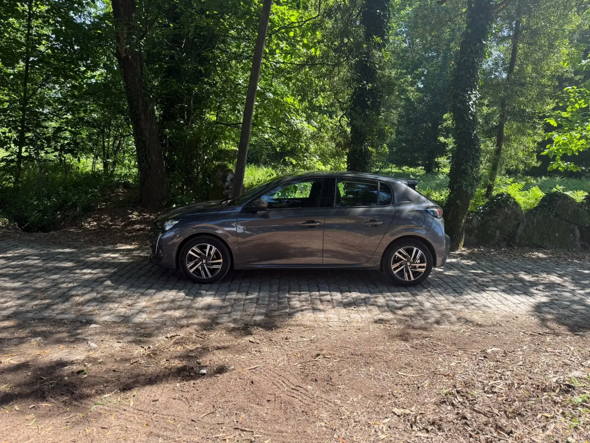 Peugeot 208 1.2 PureTech Allure Pack EAT8 26