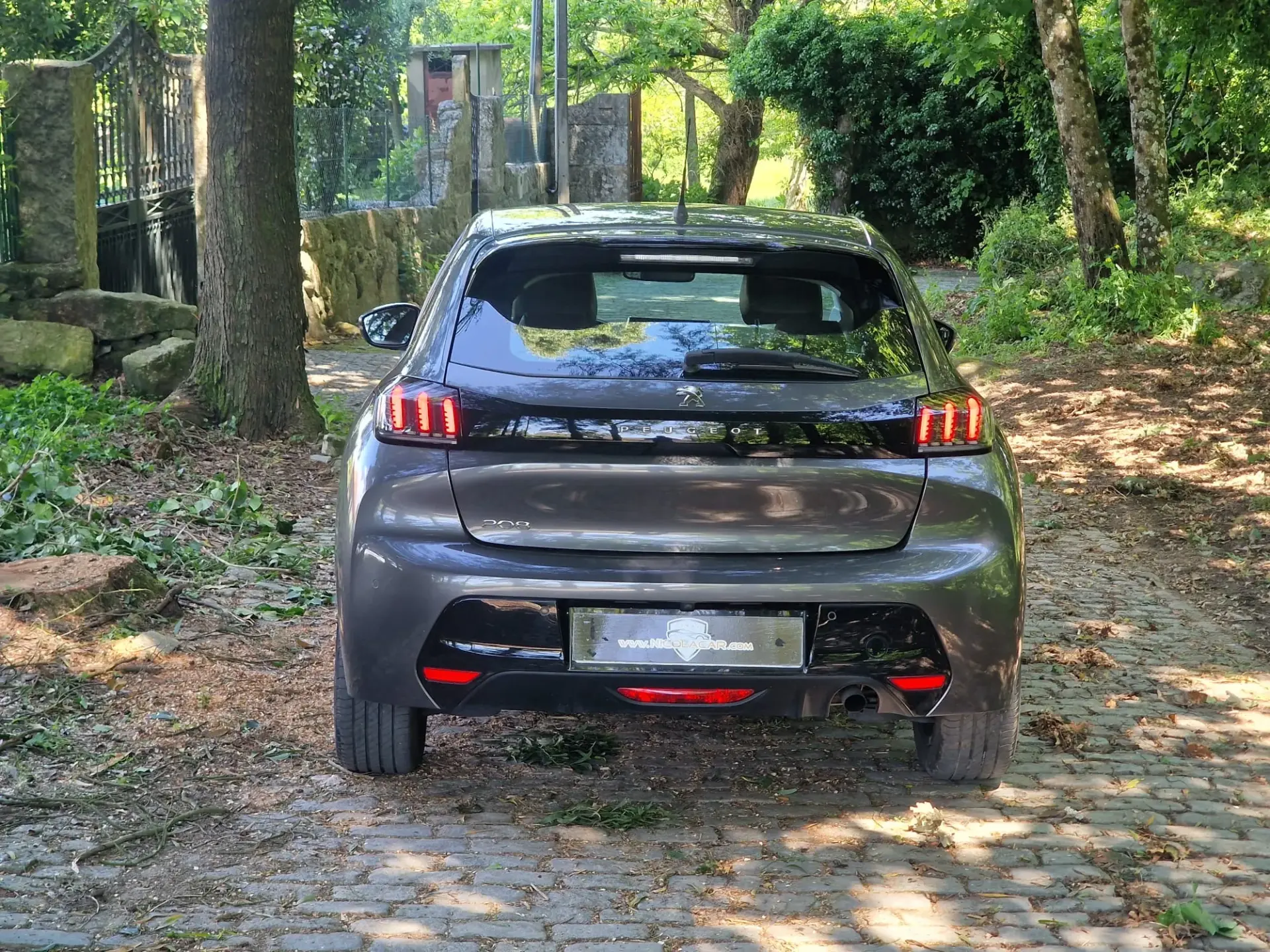 Peugeot 208 1.2 PureTech Allure Pack EAT8 33