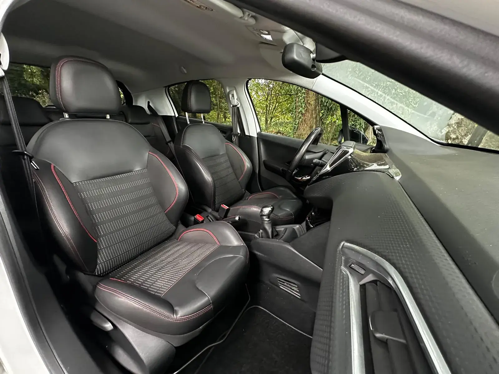 Peugeot 208 1.2 PureTech GT Line 20
