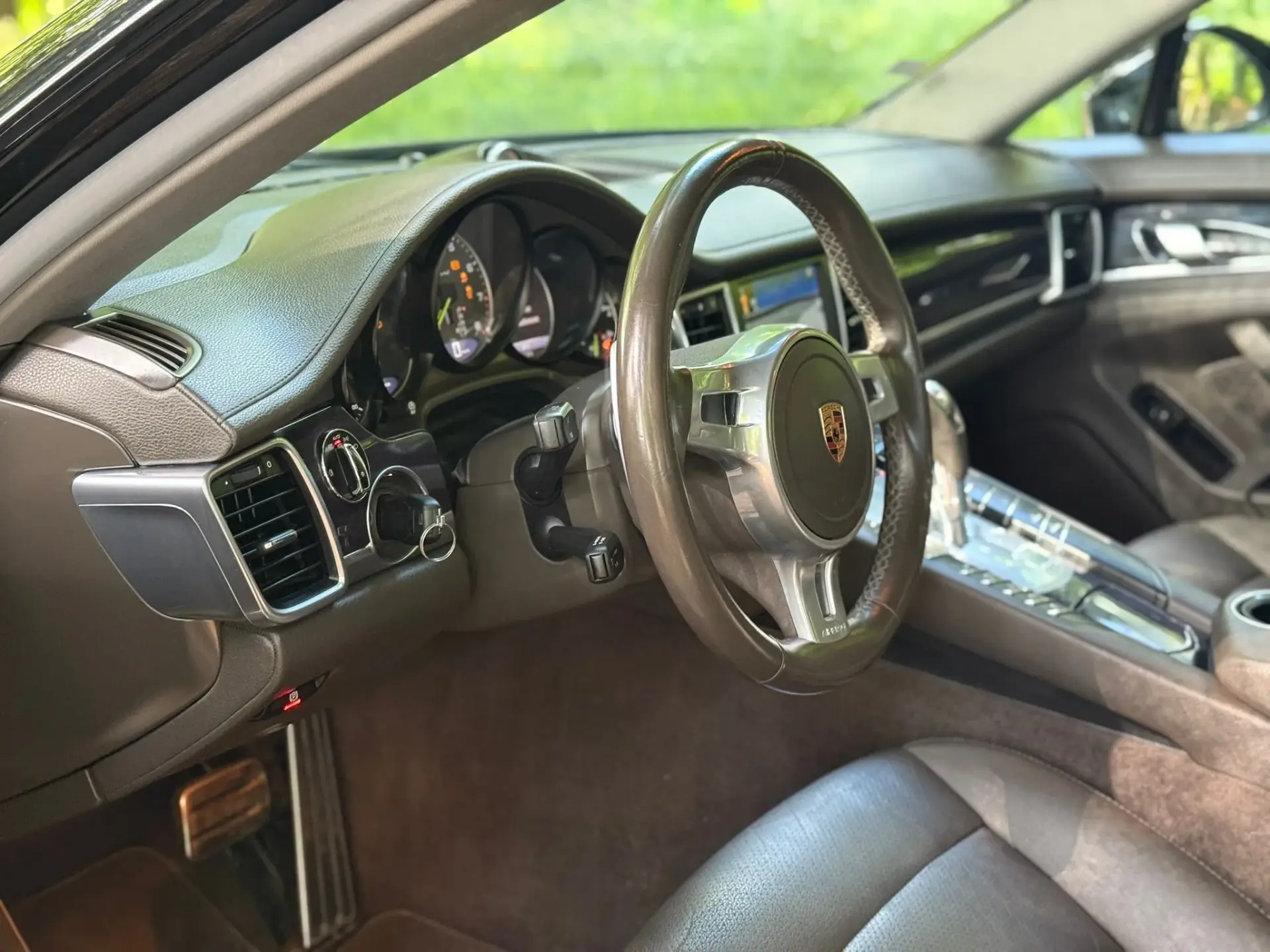 Porsche Panamera S E-Hybrid 10