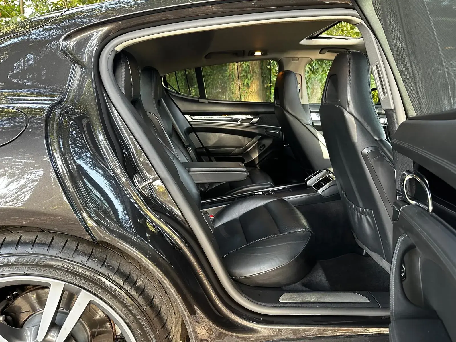 Porsche Panamera S PDK 38
