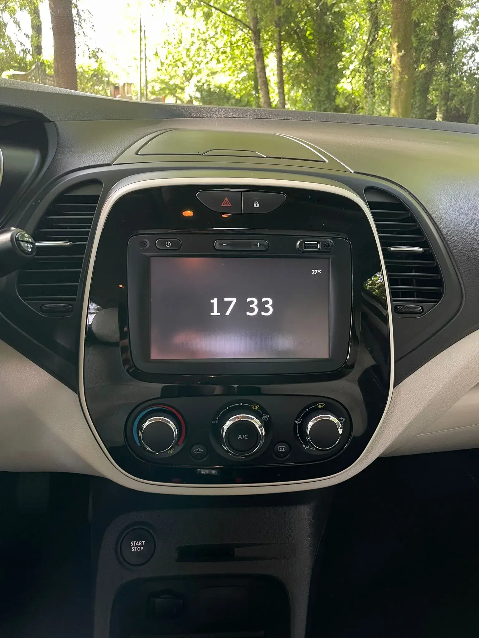 Renault Captur (ENERGY) TCe 90 INTENS 23