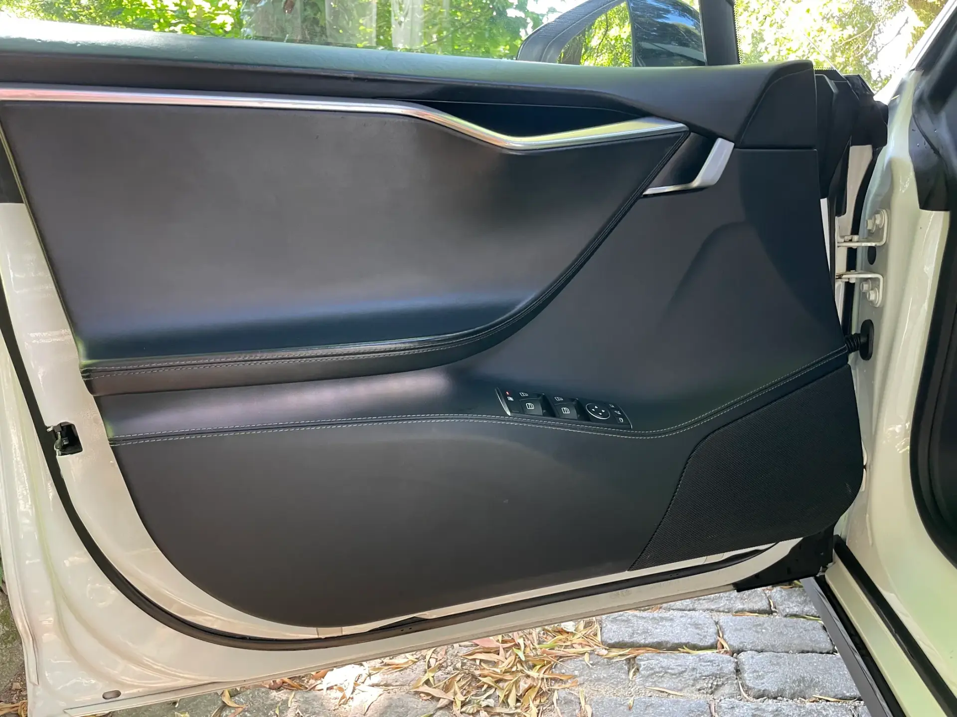 Tesla Model S 90D 40