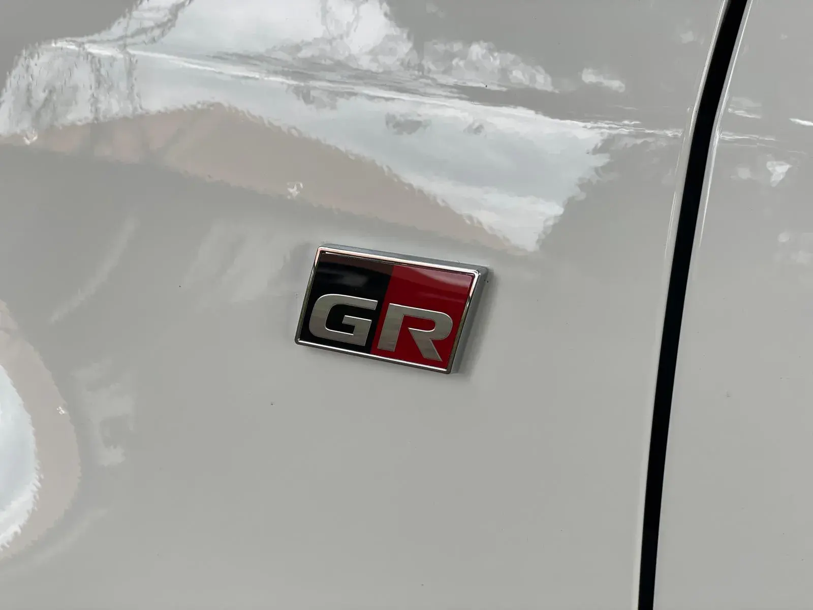 Toyota GR Yaris c/ High-Performance-Pack 12