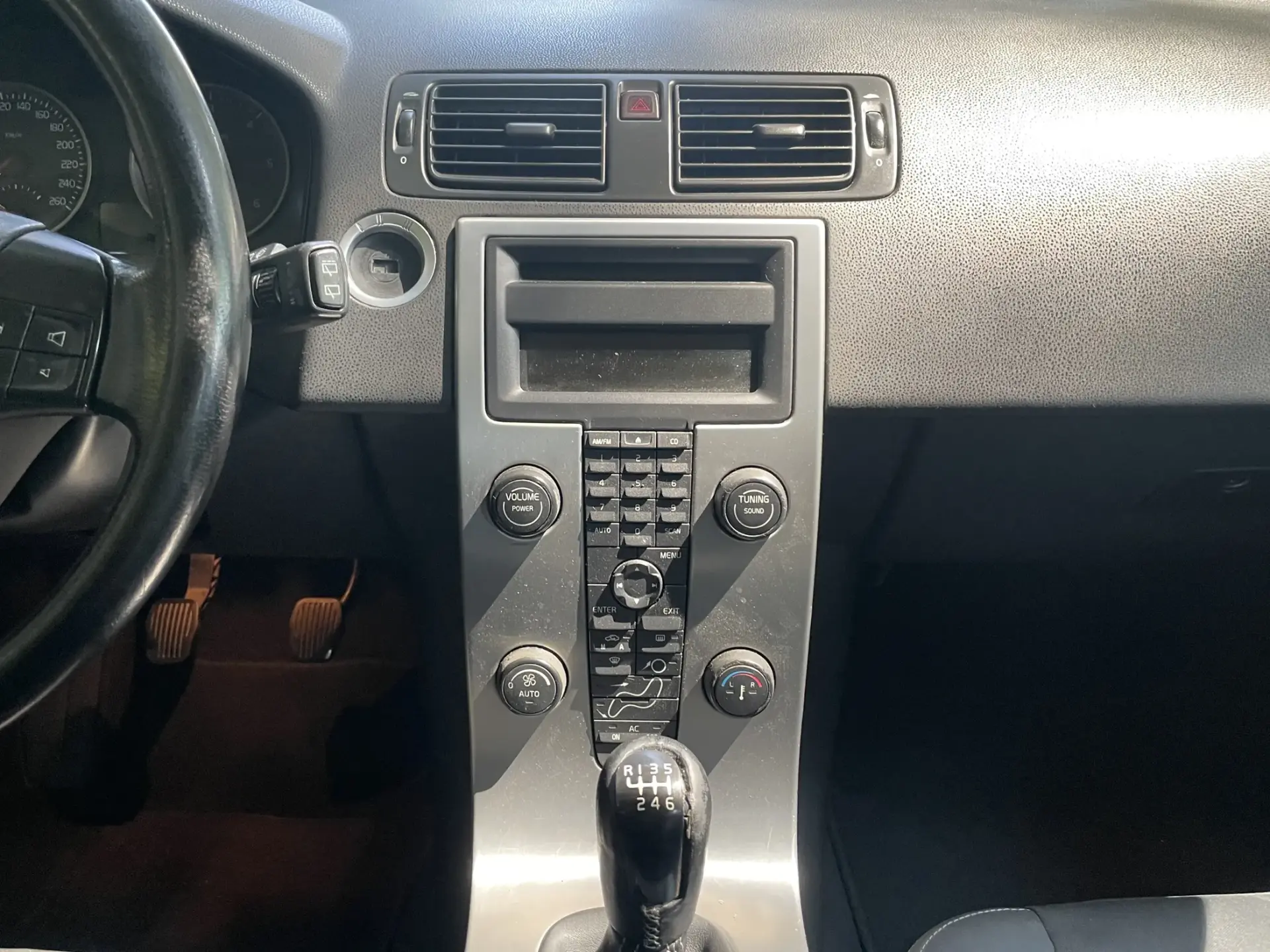 Volvo V50 2.0 D Nível 2 26
