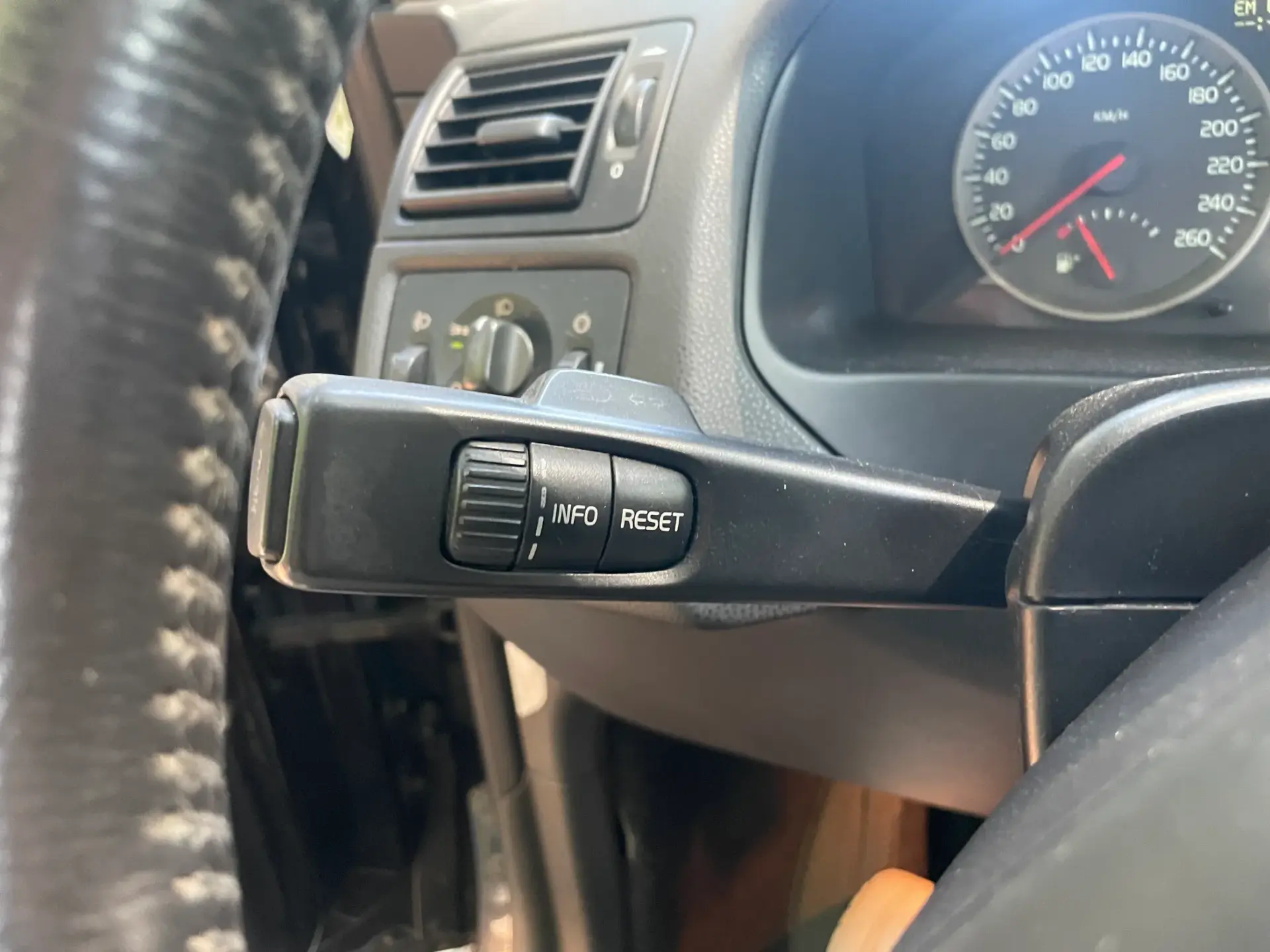 Volvo V50 2.0 D Nível 2 34