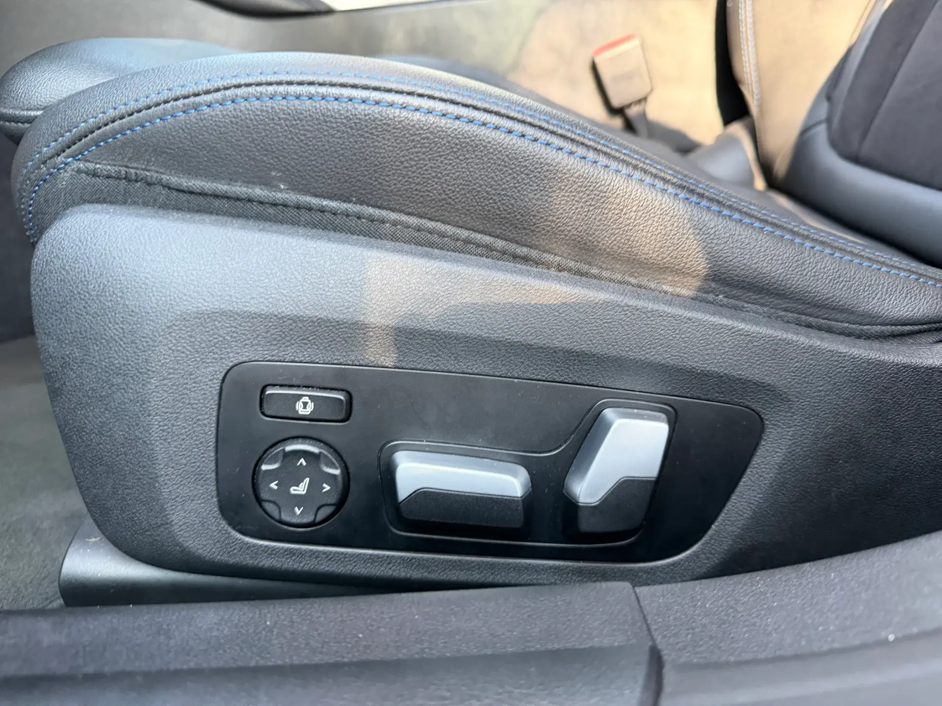 BMW i4 eDrive40 Pack Desportivo M Pro 18