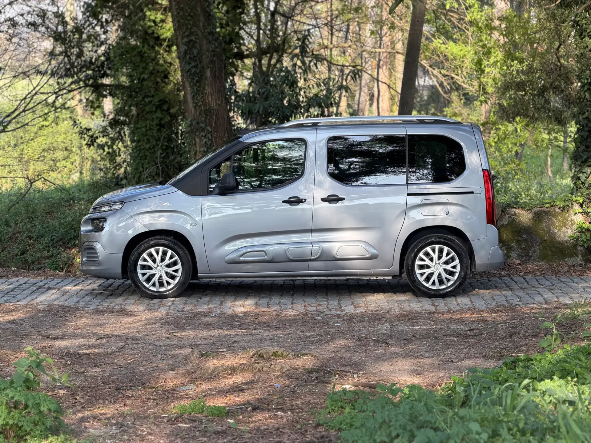 Citroën Berlingo 1.2 PureTech Feel 9