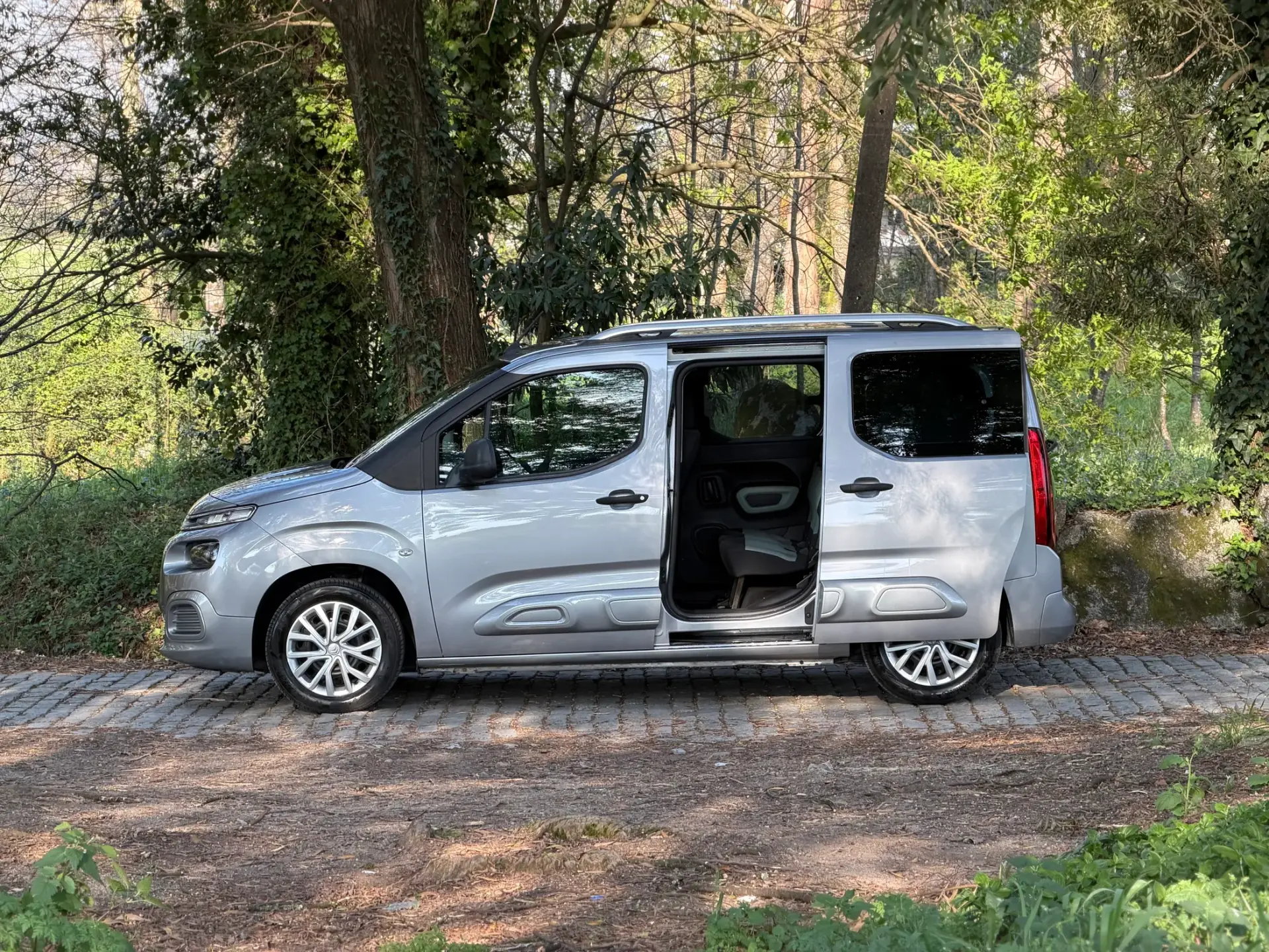 Citroën Berlingo 1.2 PureTech Feel 10