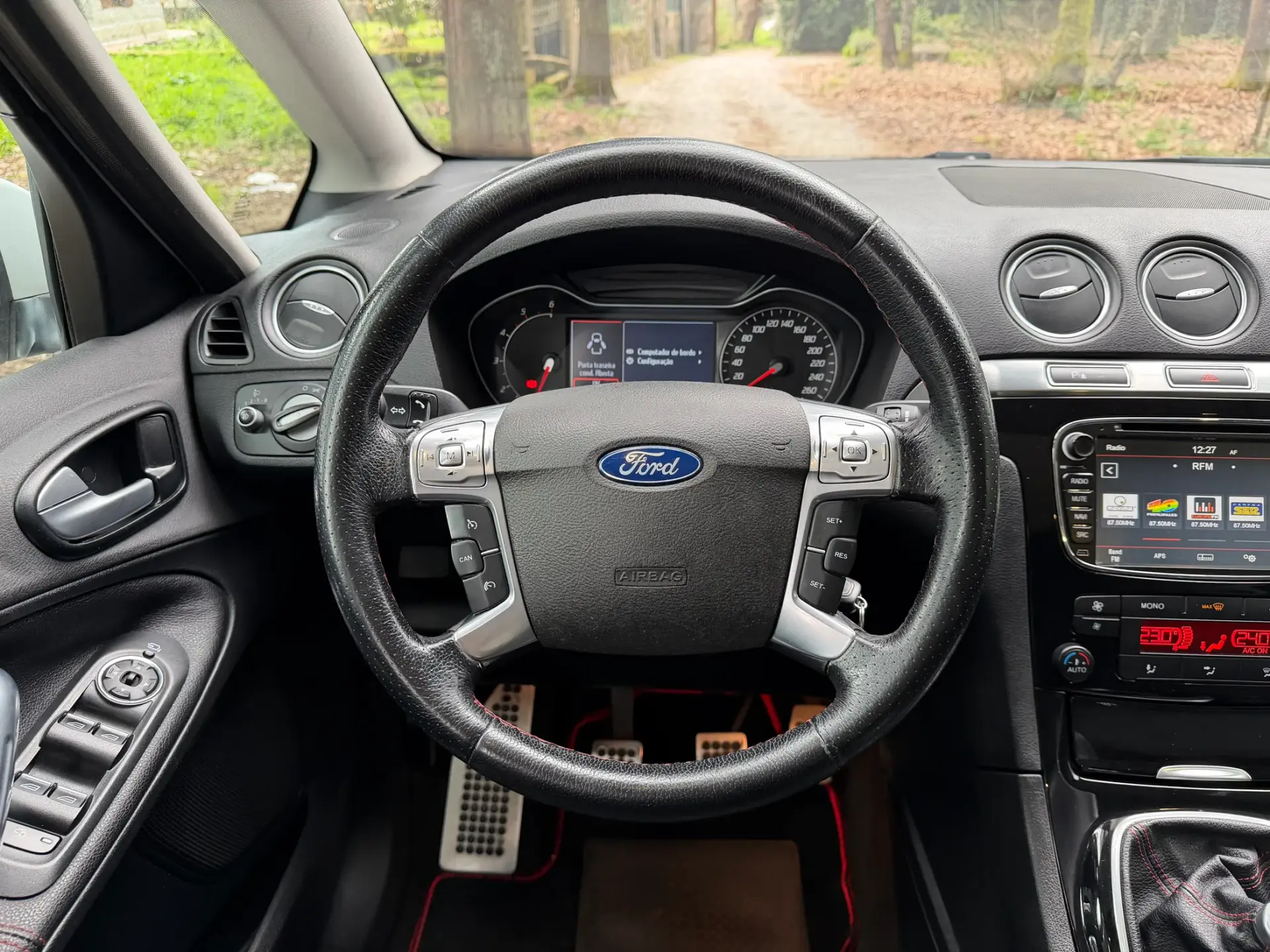 Ford S-Max 2.0 TDCi Titanium 7L 10
