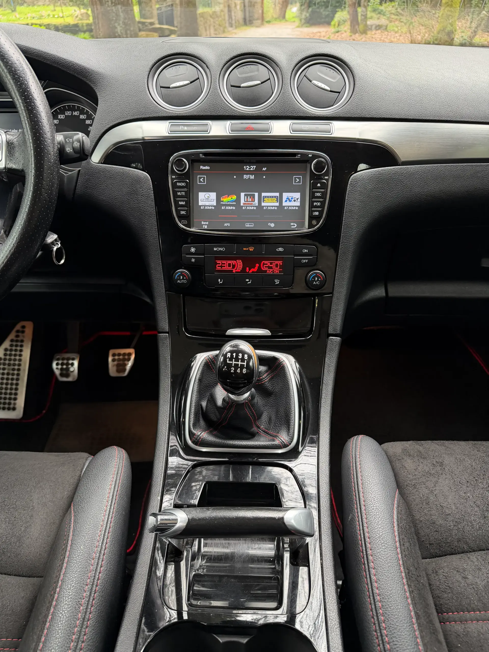 Ford S-Max 2.0 TDCi Titanium 7L 13