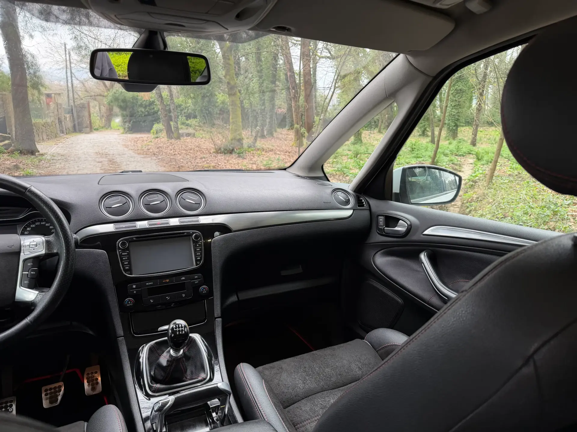 Ford S-Max 2.0 TDCi Titanium 7L 17