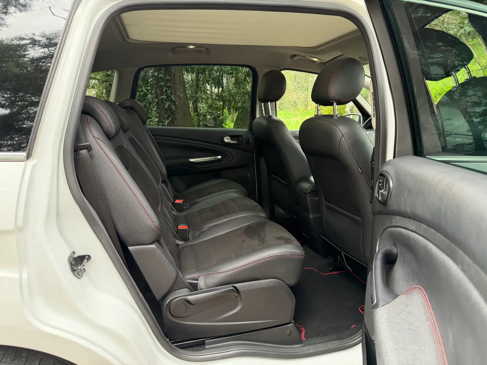 Ford S-Max 2.0 TDCi Titanium 7L 26