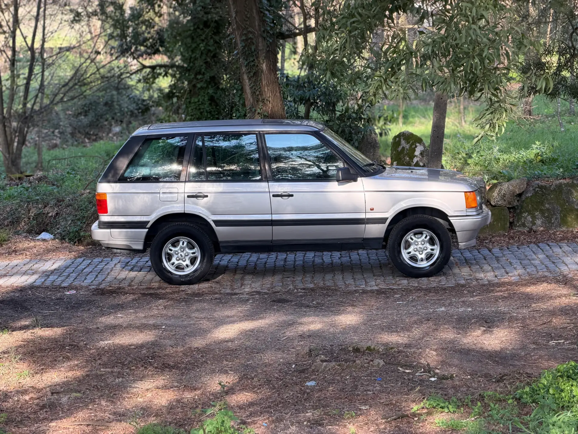 Land Rover Range Rover Outro 8