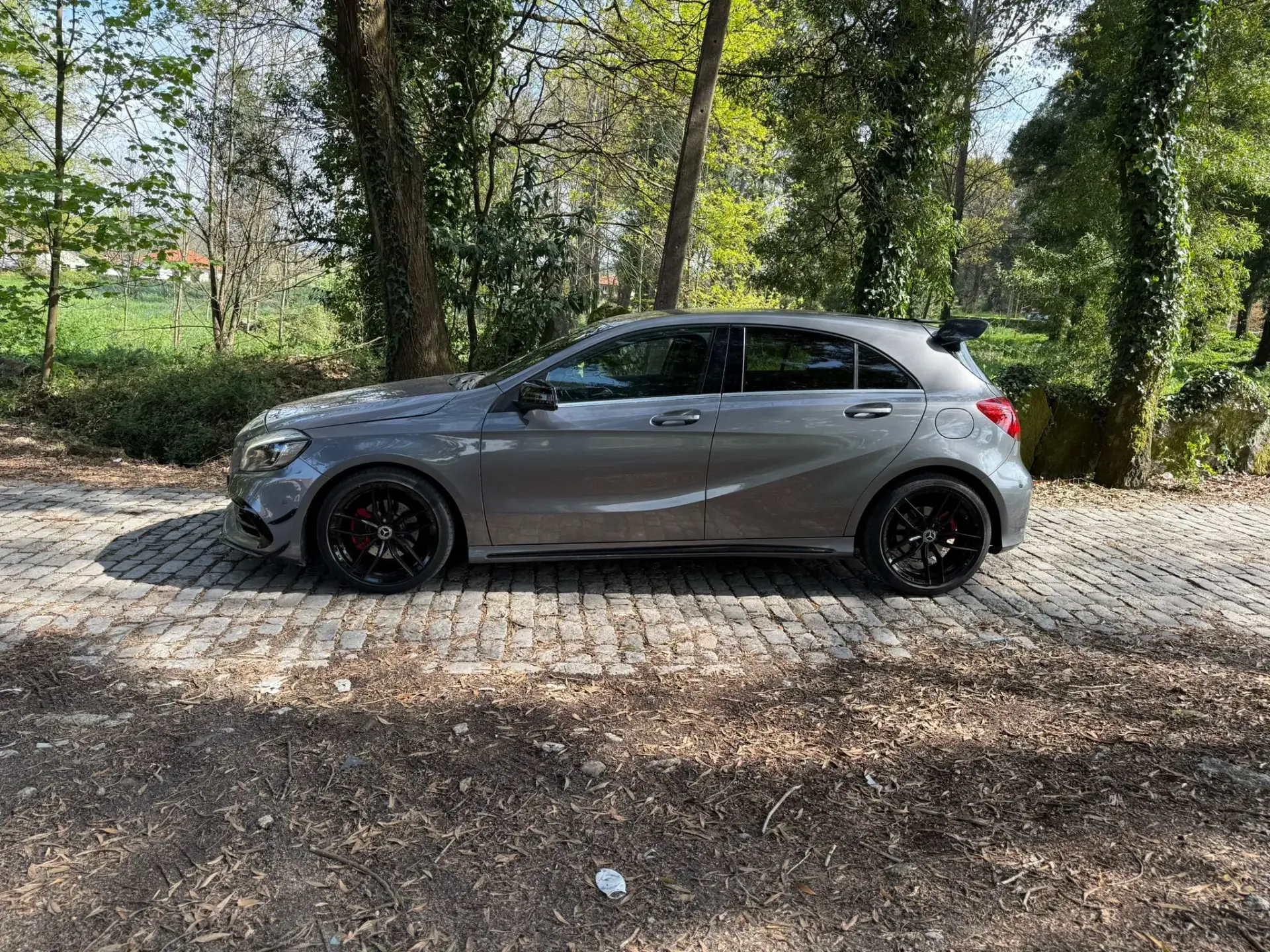 Mercedes-Benz A 180 d AMG Line 9