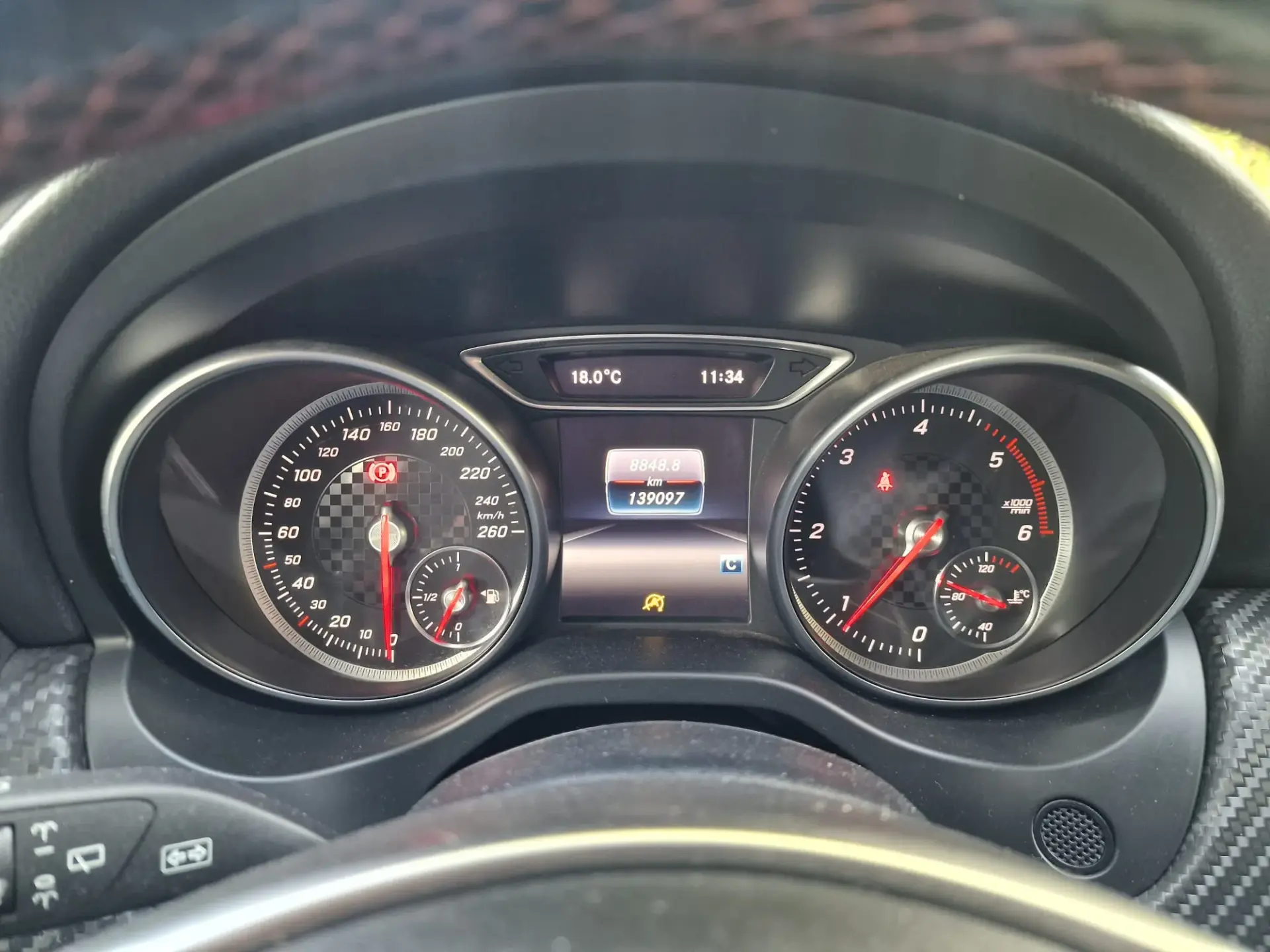 Mercedes-Benz A 180 d AMG Line 14