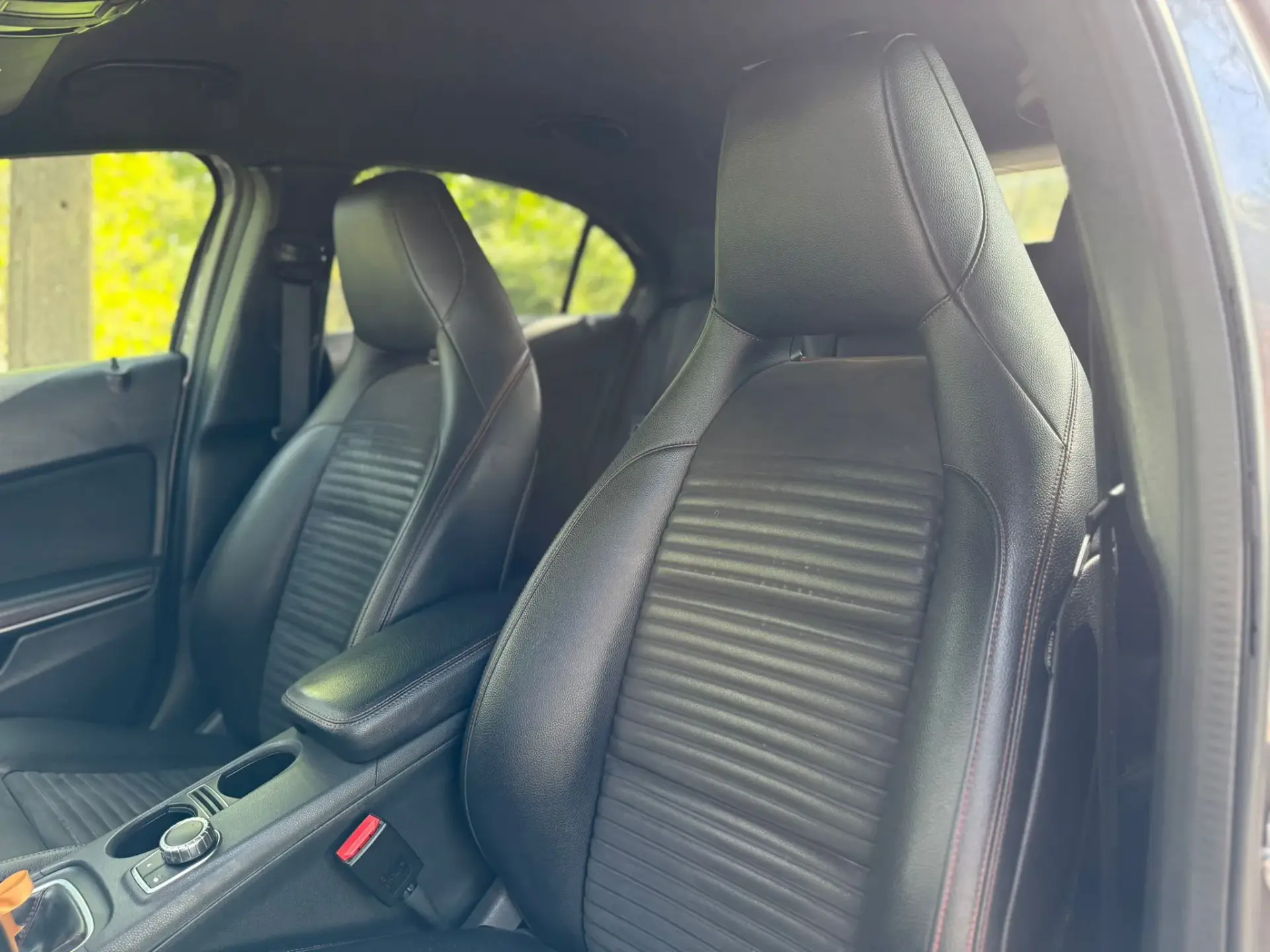 Mercedes-Benz A 180 d AMG Line 16