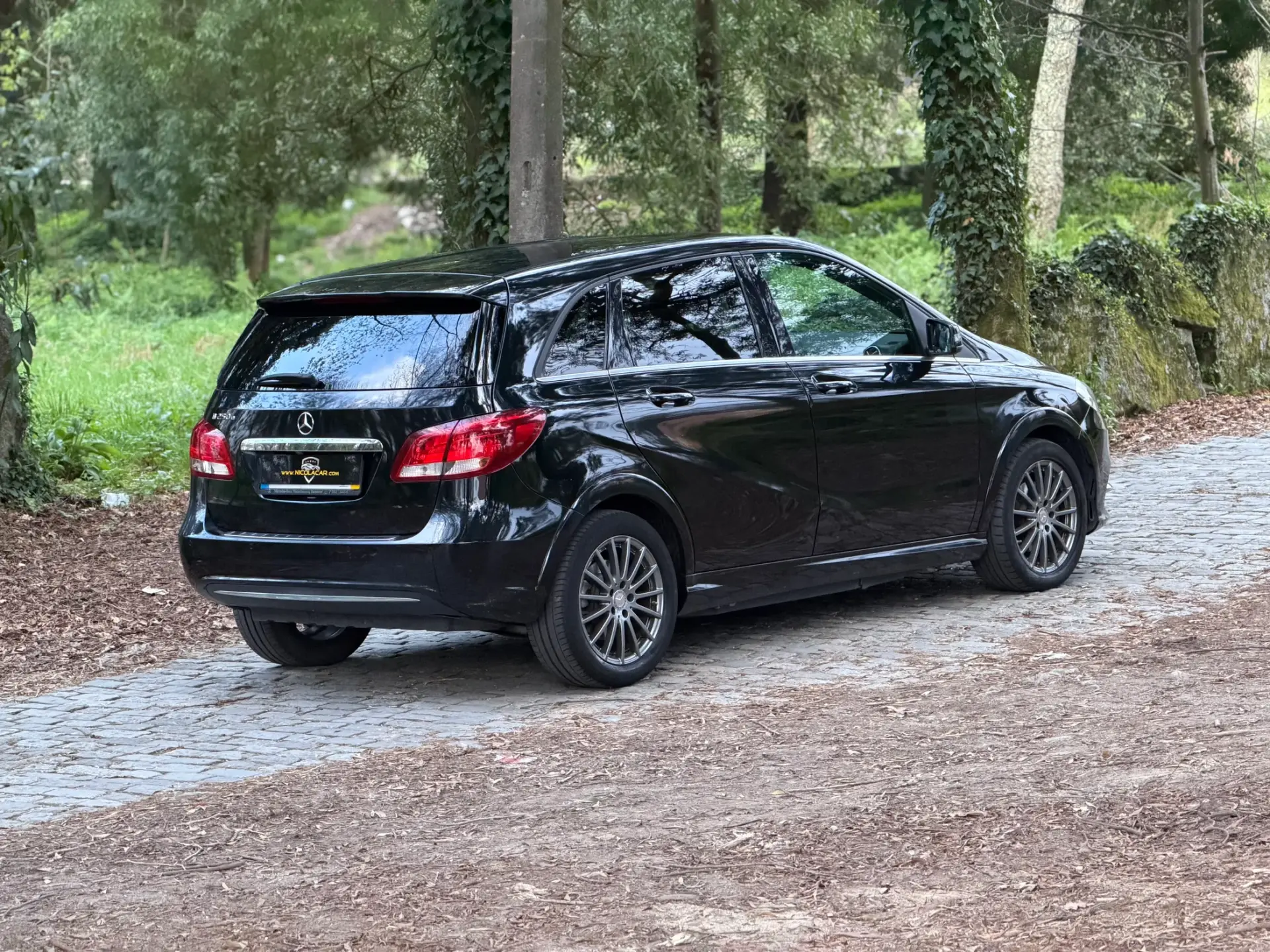 Mercedes-Benz B 250 e Electric Drive 4