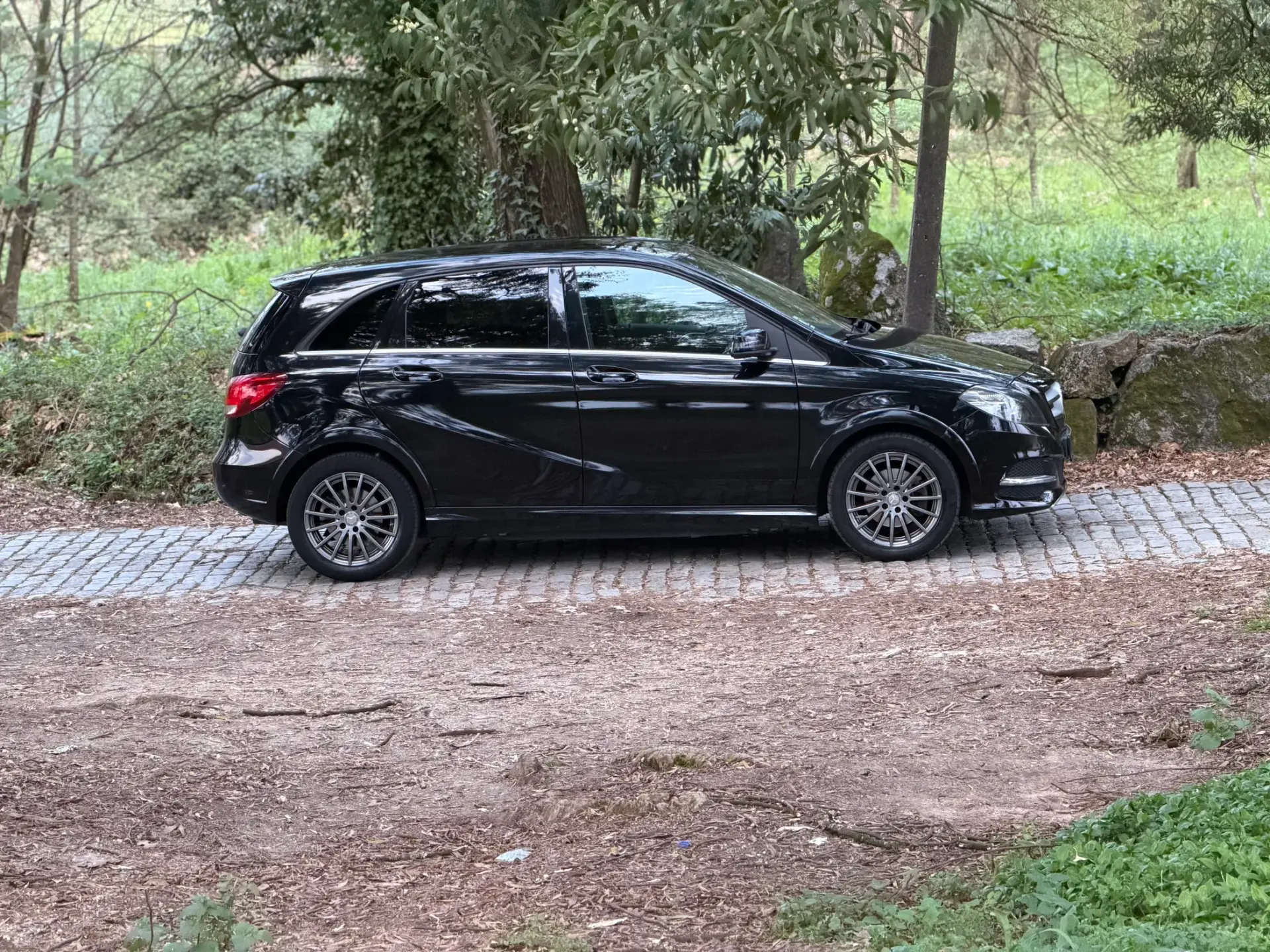 Mercedes-Benz B 250 e Electric Drive 7