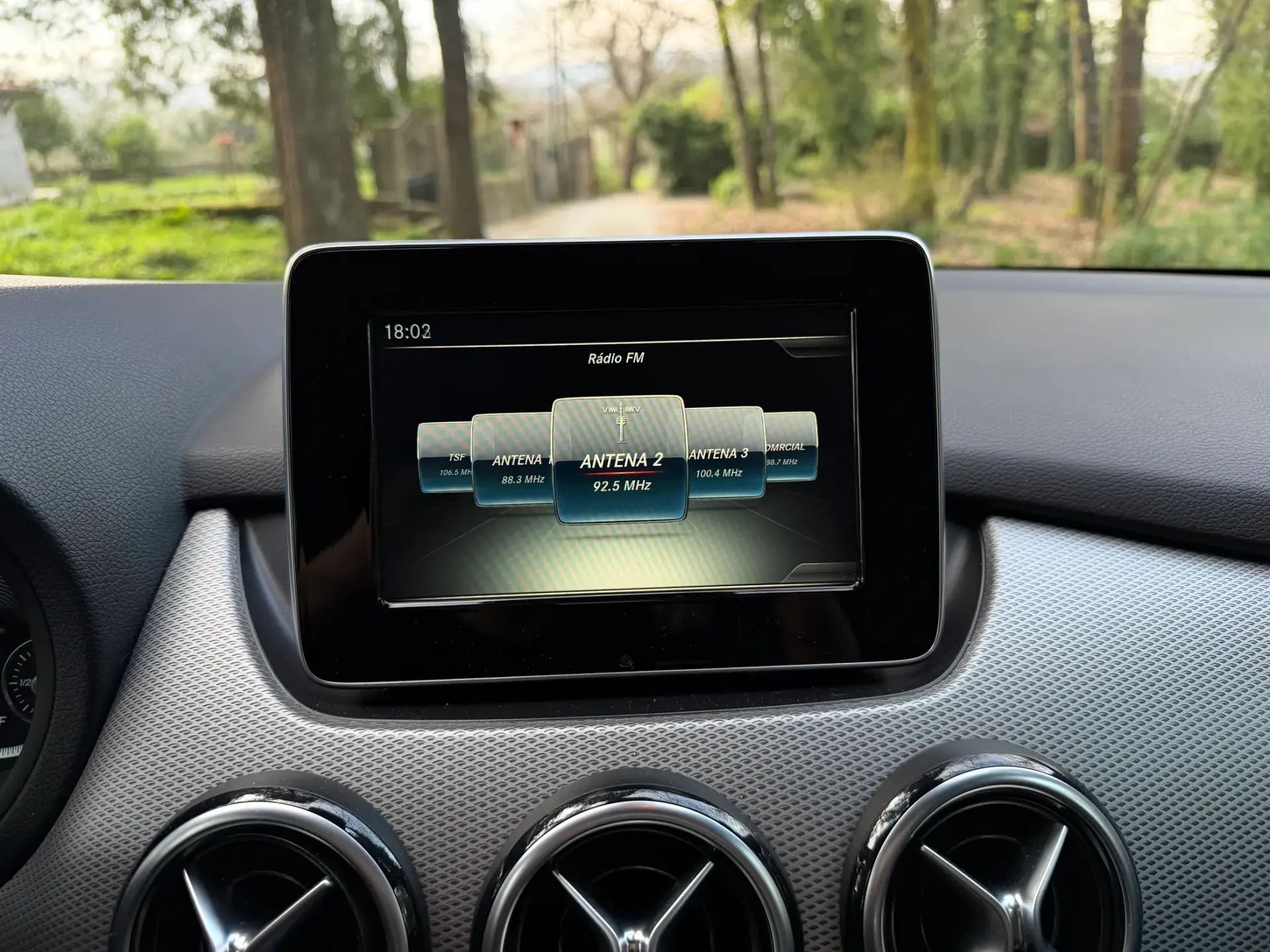 Mercedes-Benz B 250 e Electric Drive 17