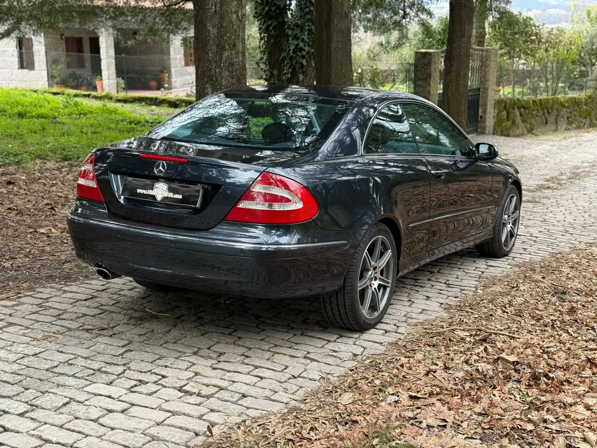 Mercedes-Benz CLK 240 Outro 22