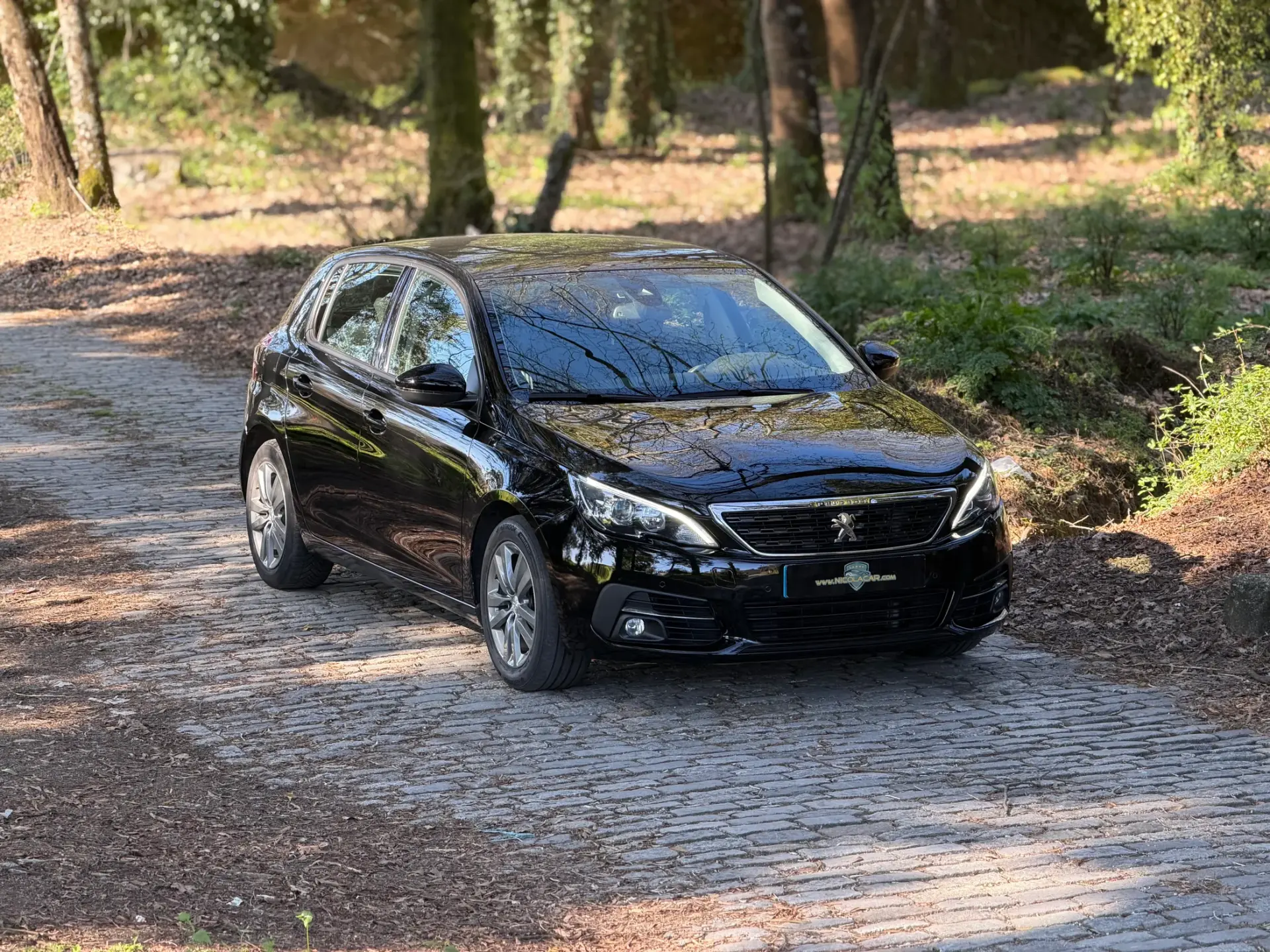 Peugeot 308 1.2 PureTech Allure EAT8 2