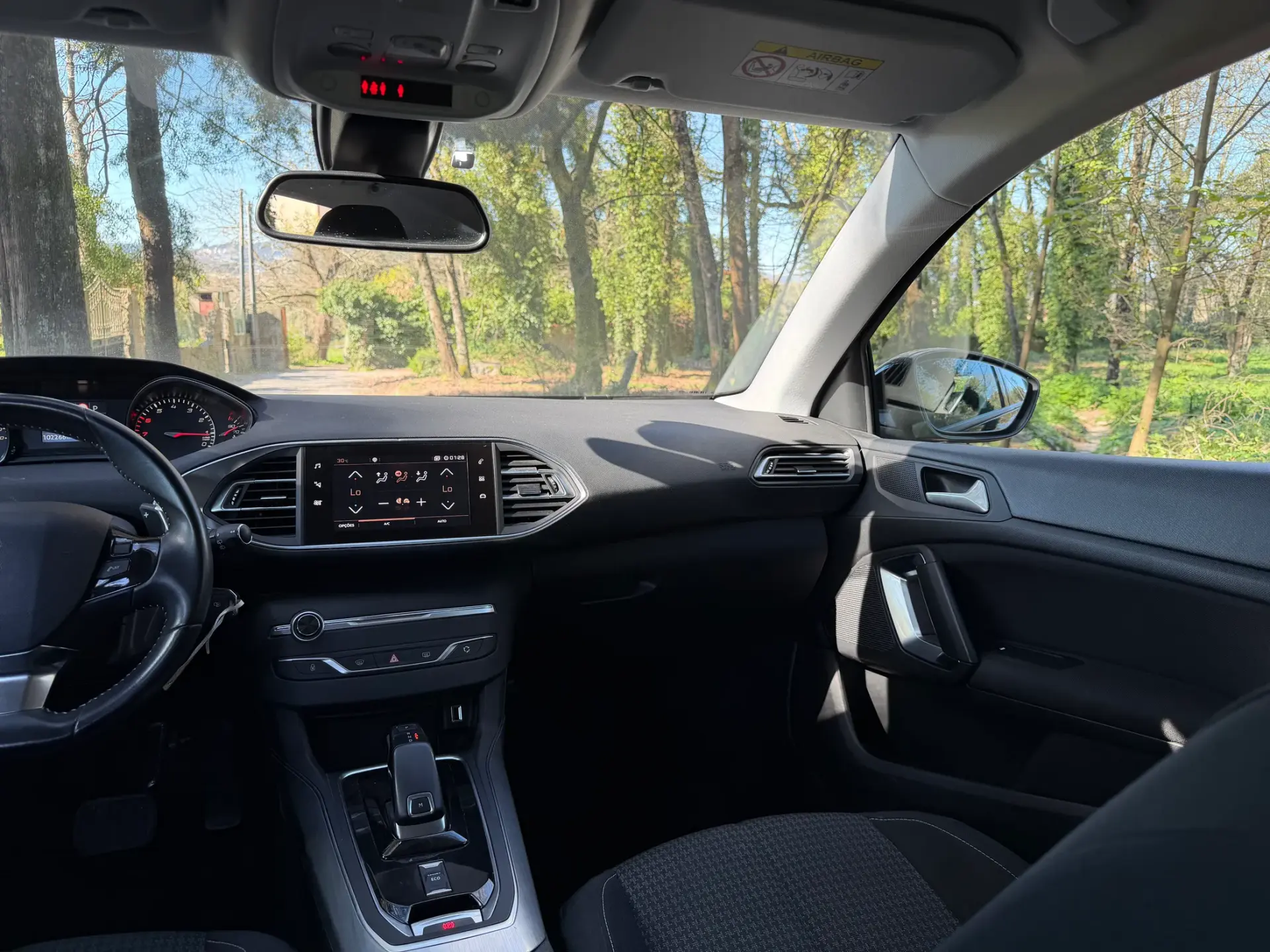 Peugeot 308 1.2 PureTech Allure EAT8 19