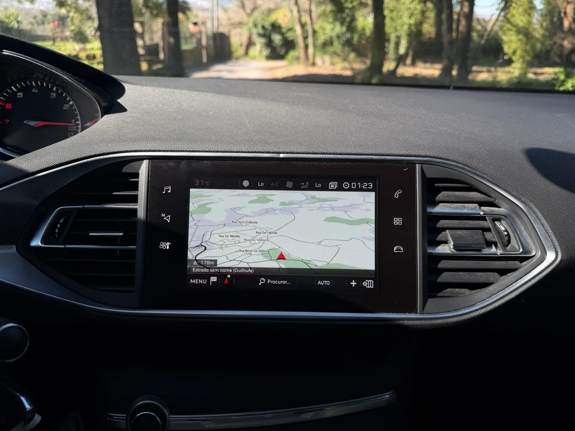 Peugeot 308 1.2 PureTech Allure EAT8 25