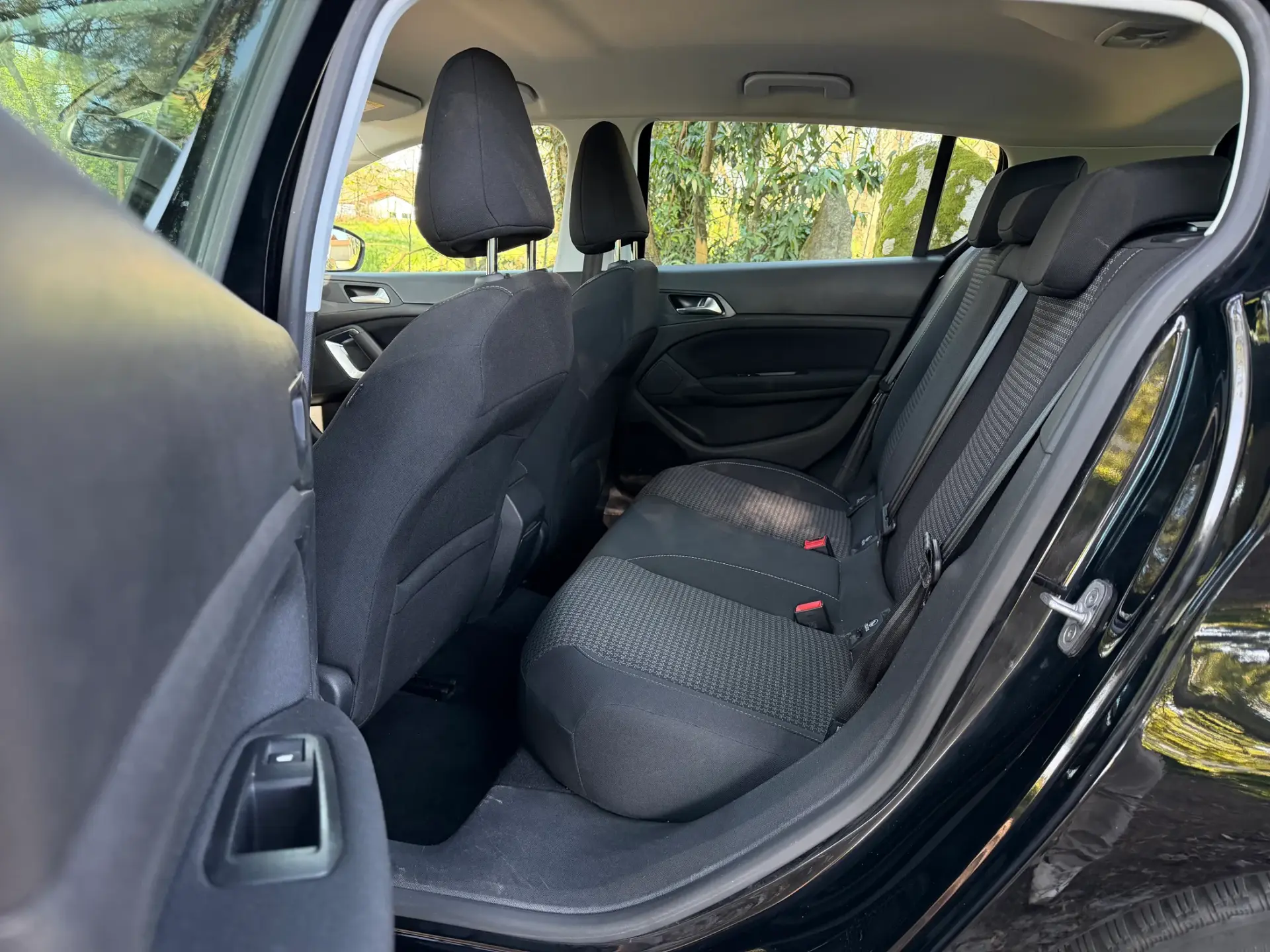 Peugeot 308 1.2 PureTech Allure EAT8 30