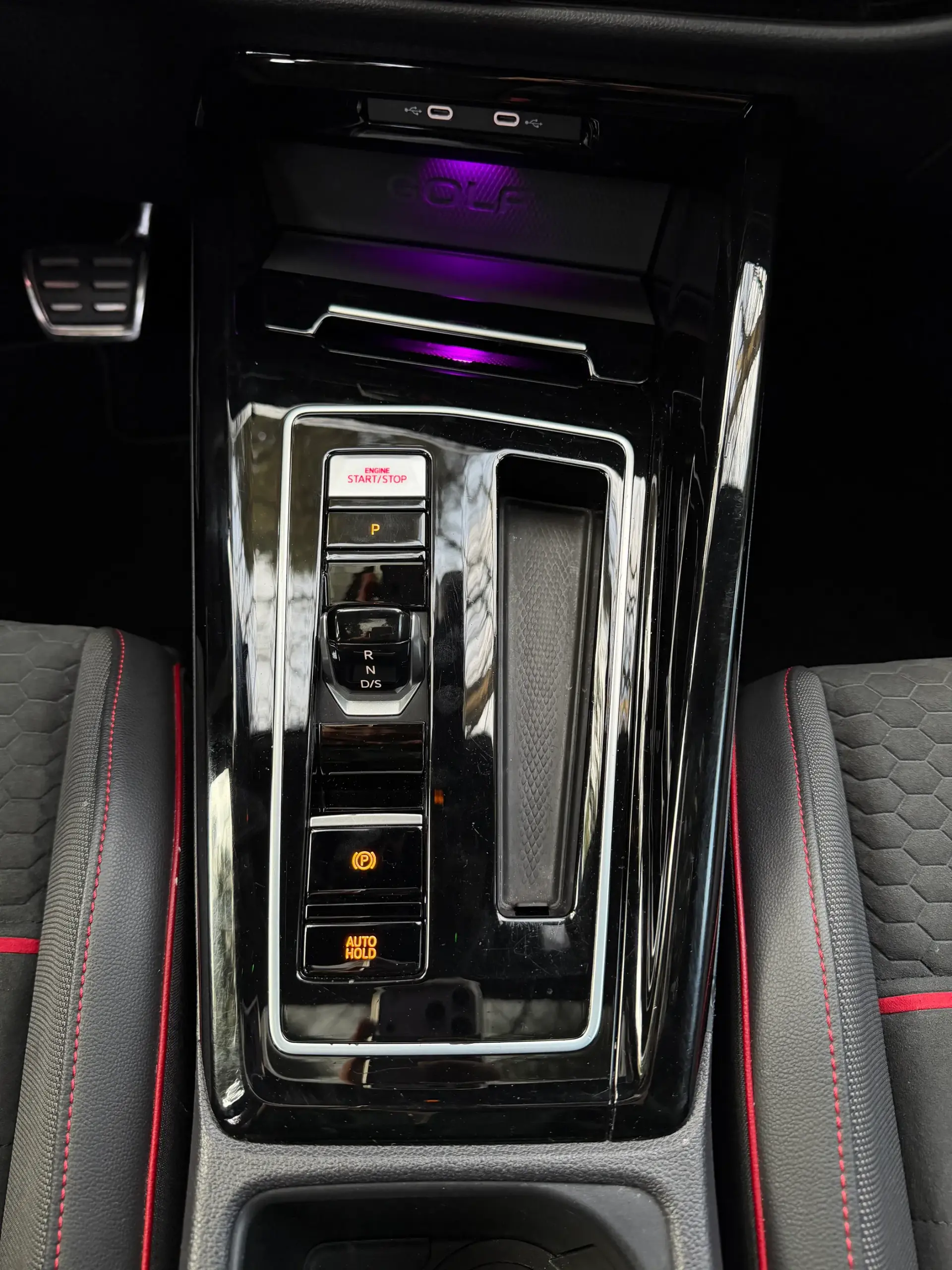 Volkswagen Golf 2.0 TSI GTI Clubsport DSG 25