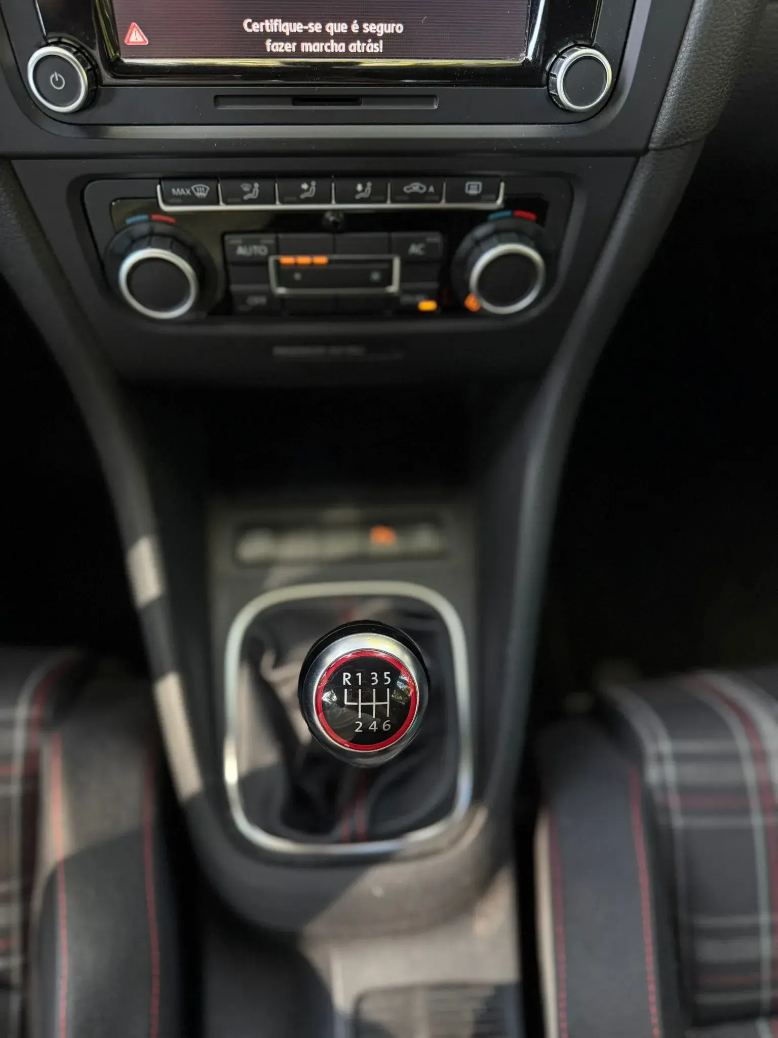 Volkswagen Golf 2.0 TSi GTI 23