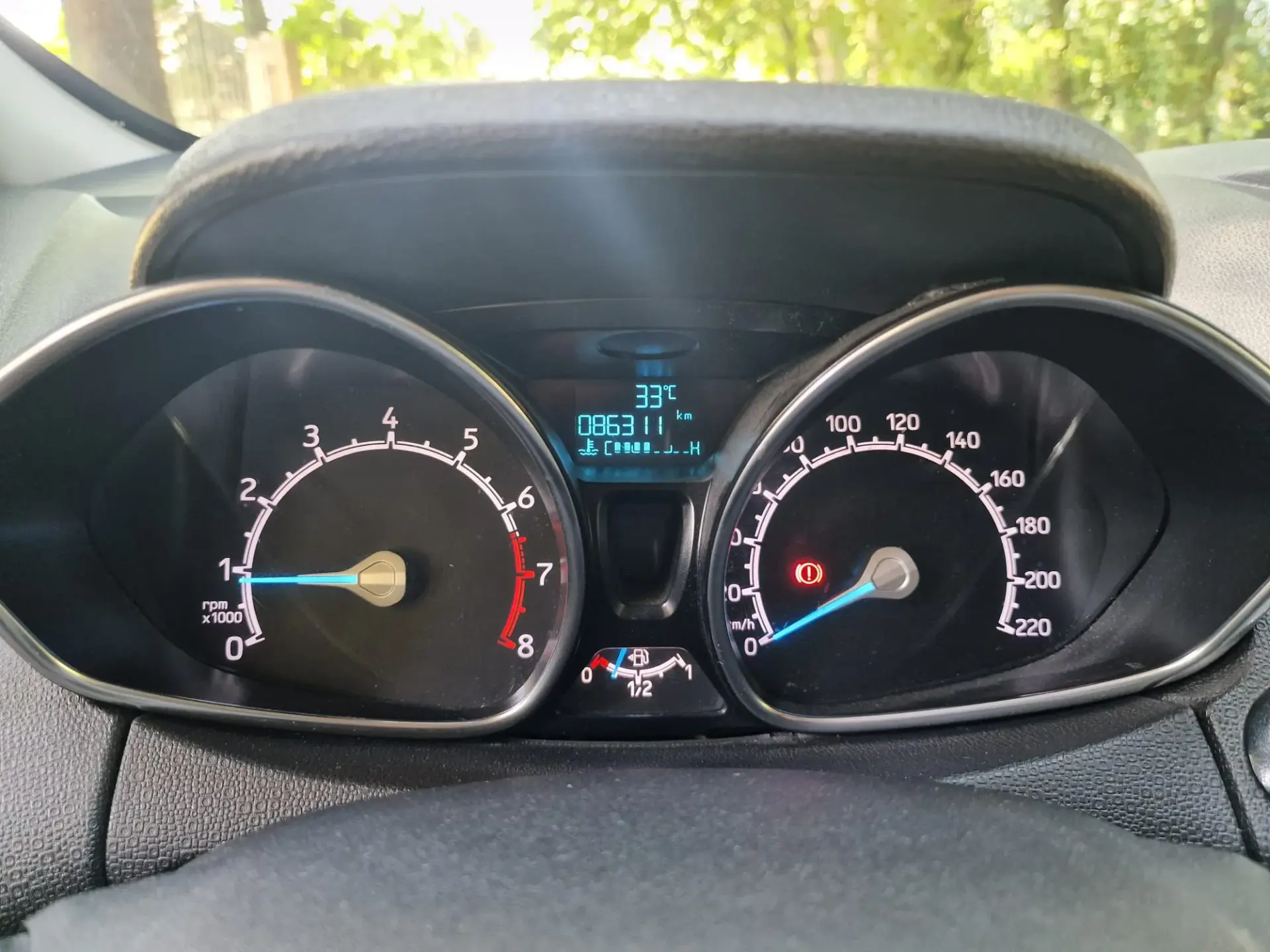 Ford EcoSport 1.0 EcoBoost Titanium 12