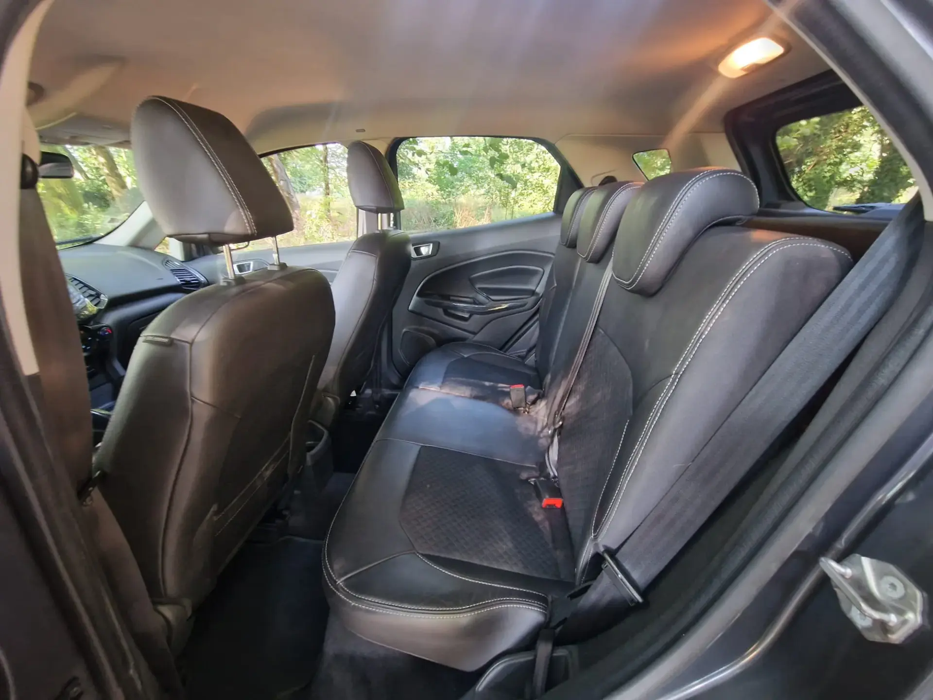 Ford EcoSport 1.0 EcoBoost Titanium 15