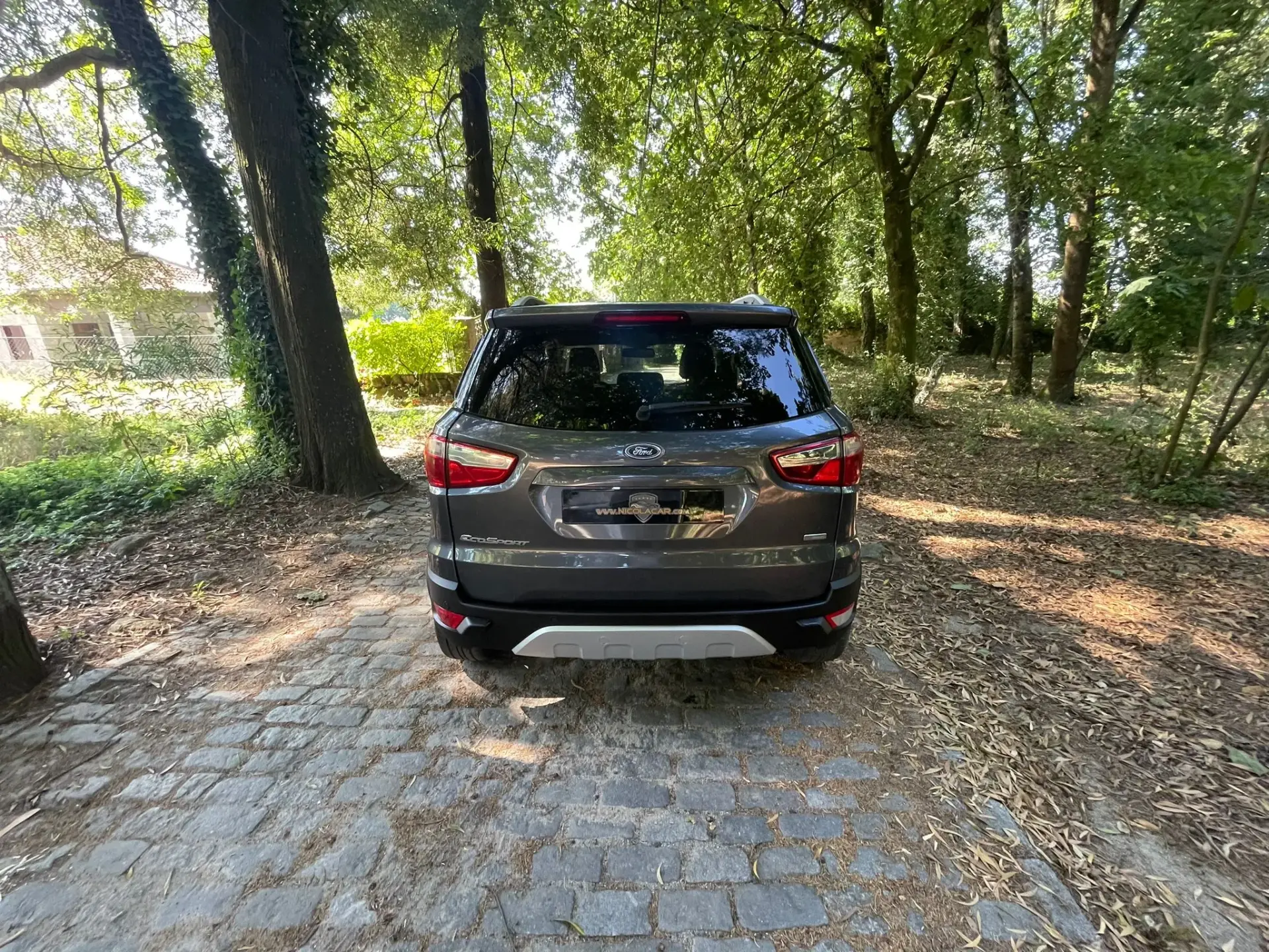Ford EcoSport 1.0 EcoBoost Titanium 23