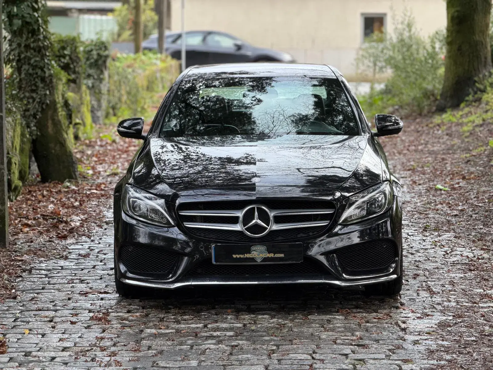 Mercedes-Benz C 300 h AMG Line 2