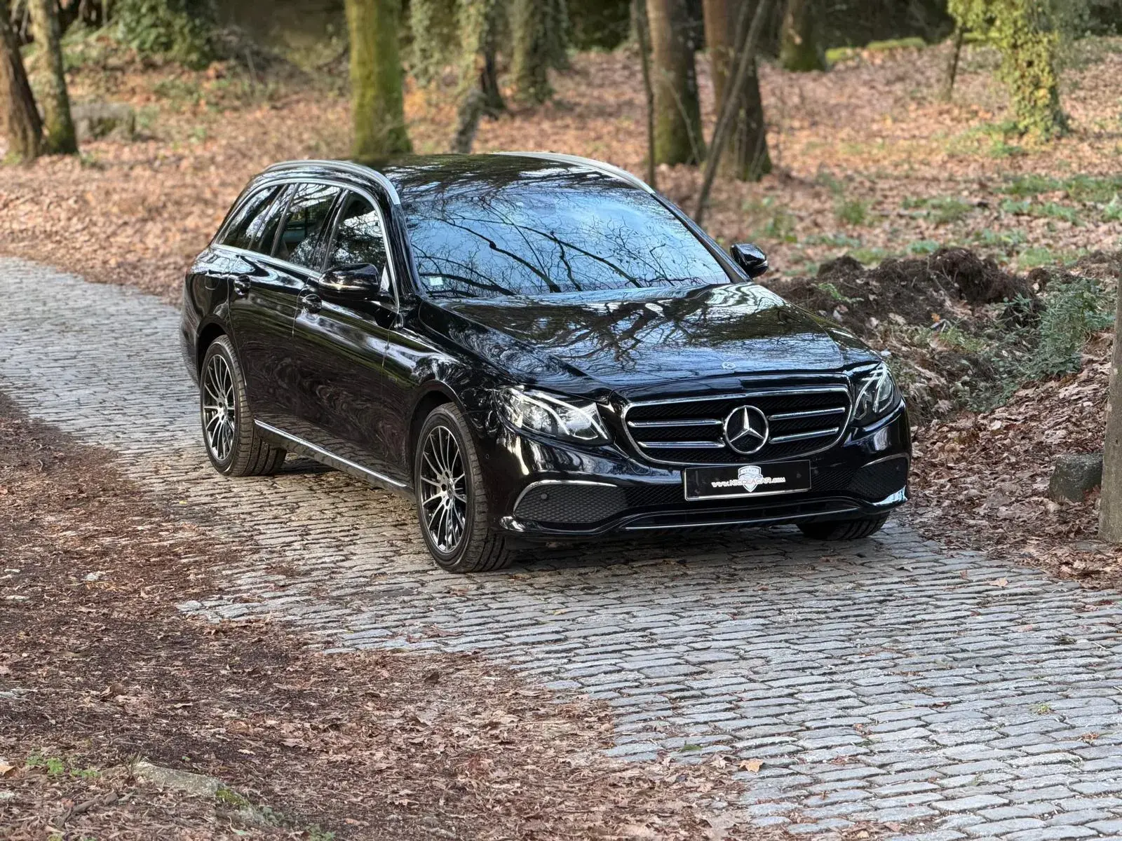 Mercedes-Benz E 300 de AMG Line 2