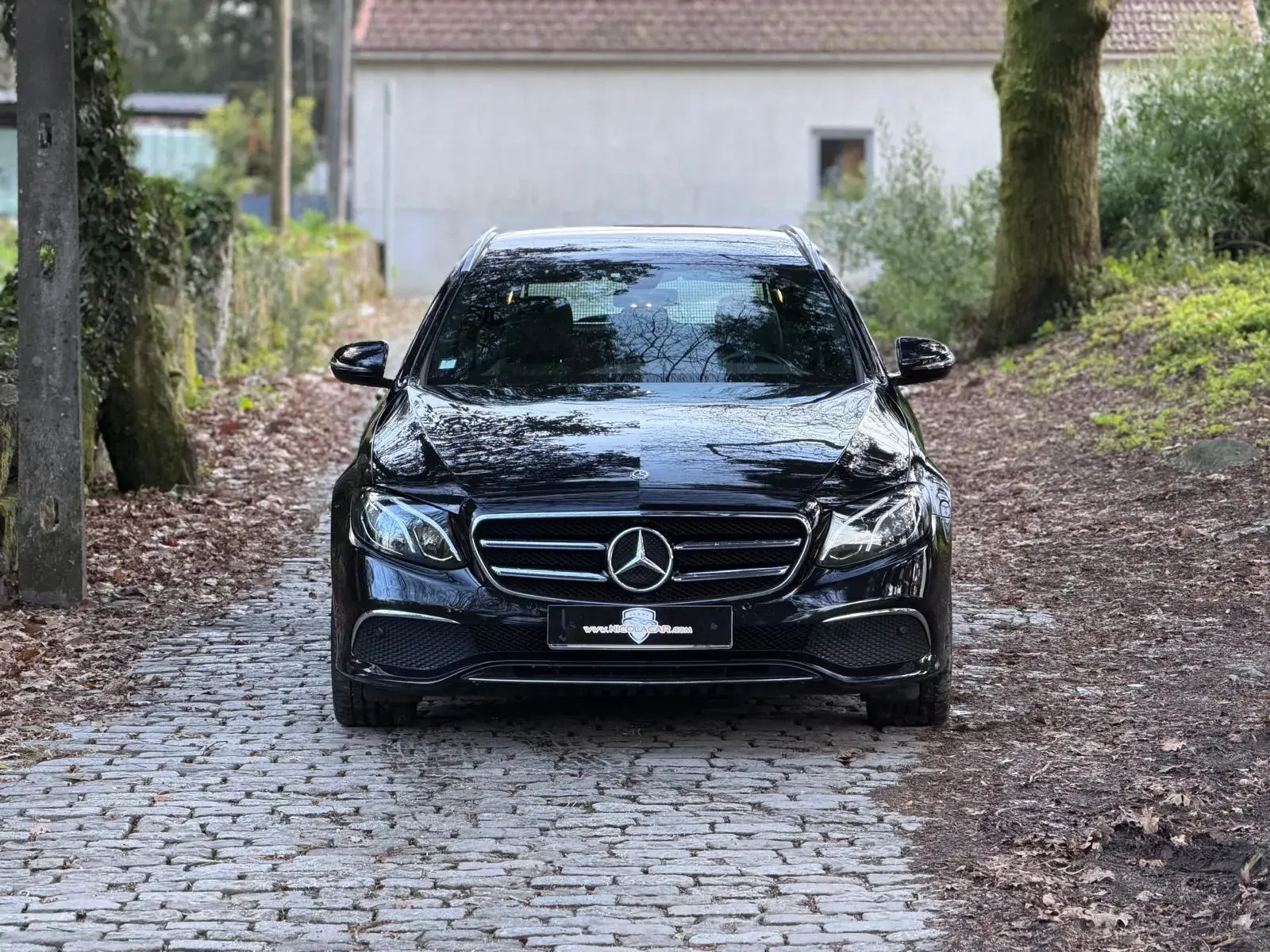 Mercedes-Benz E 300 de AMG Line 3