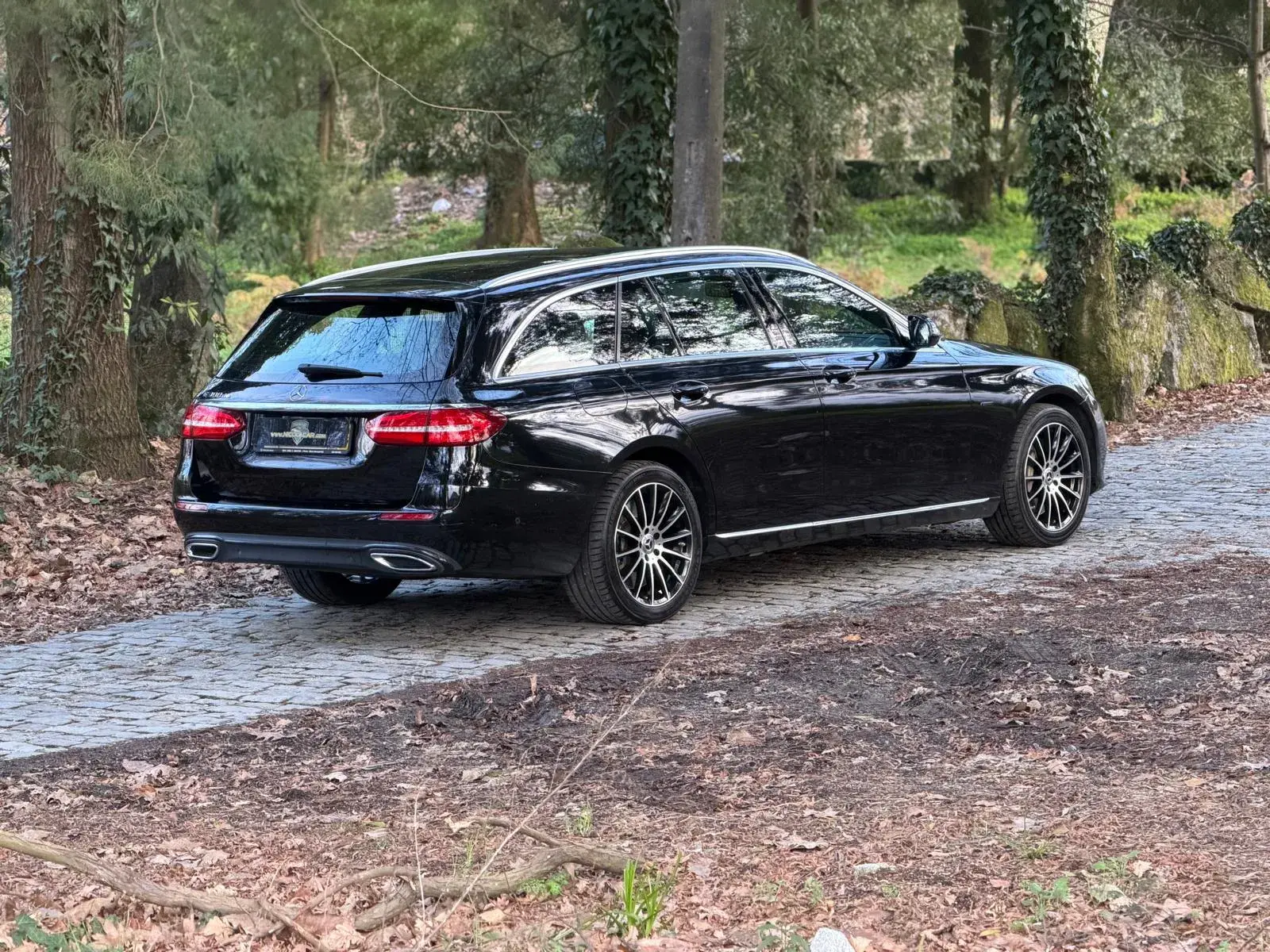 Mercedes-Benz E 300 de AMG Line 7