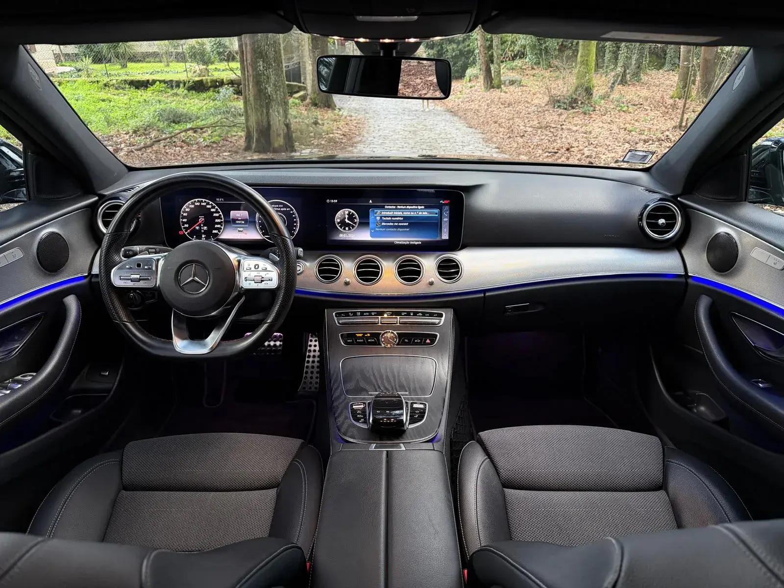 Mercedes-Benz E 300 de AMG Line 10