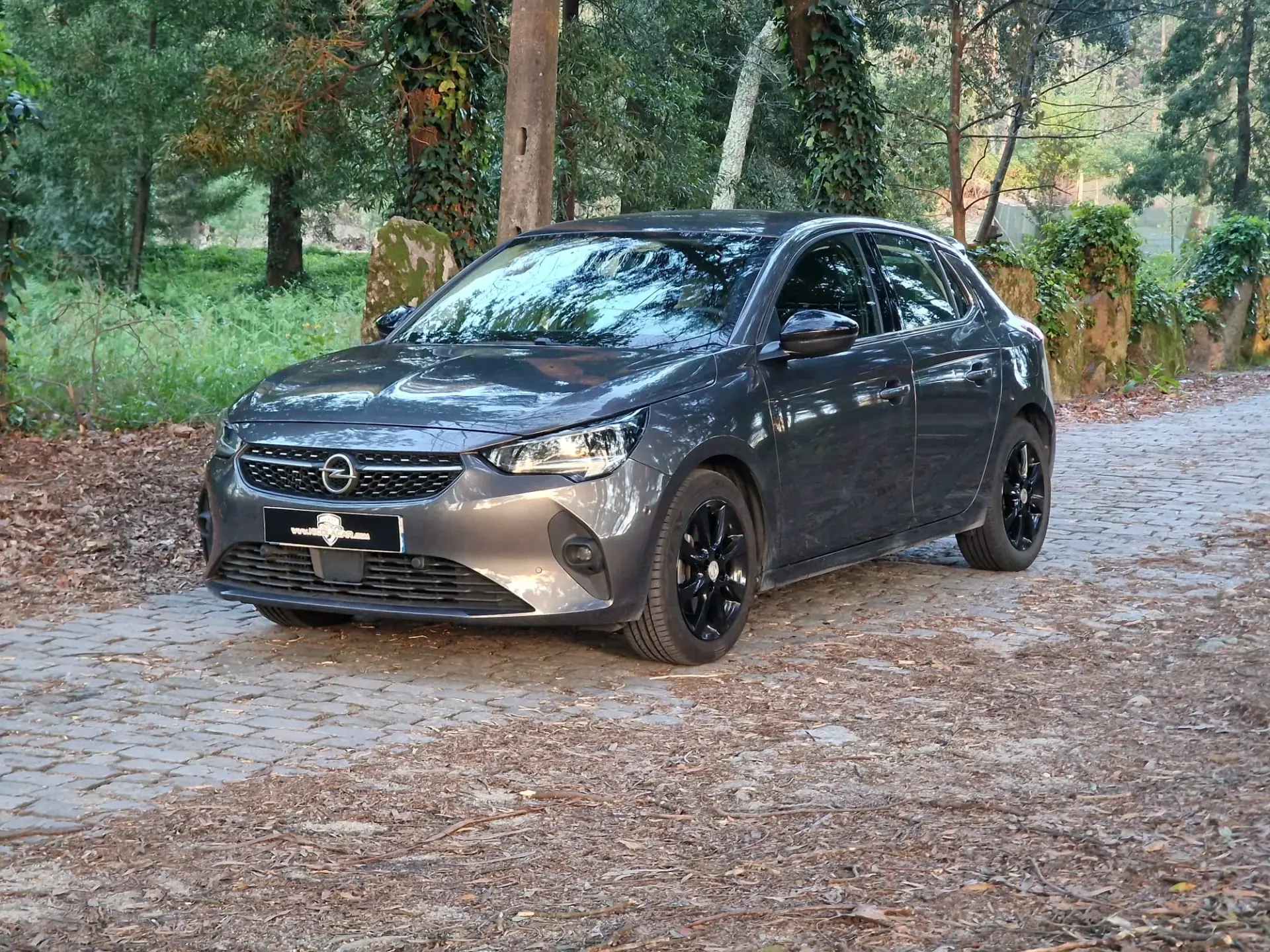 Opel Corsa 1.2 Direct Injection Turbo Auto Edition 4