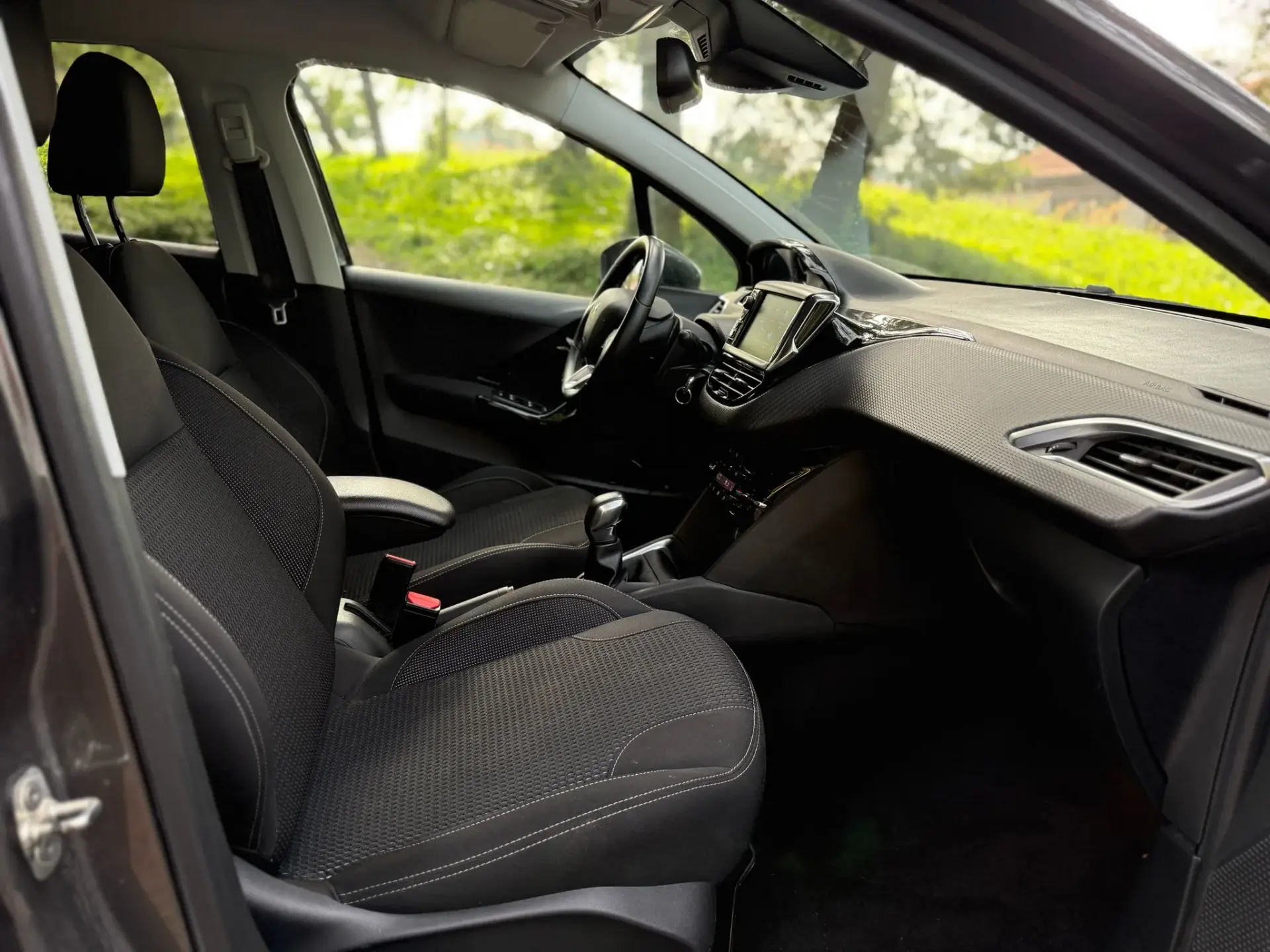 Peugeot 208 PureTech 82 Start & Stop Allure 17