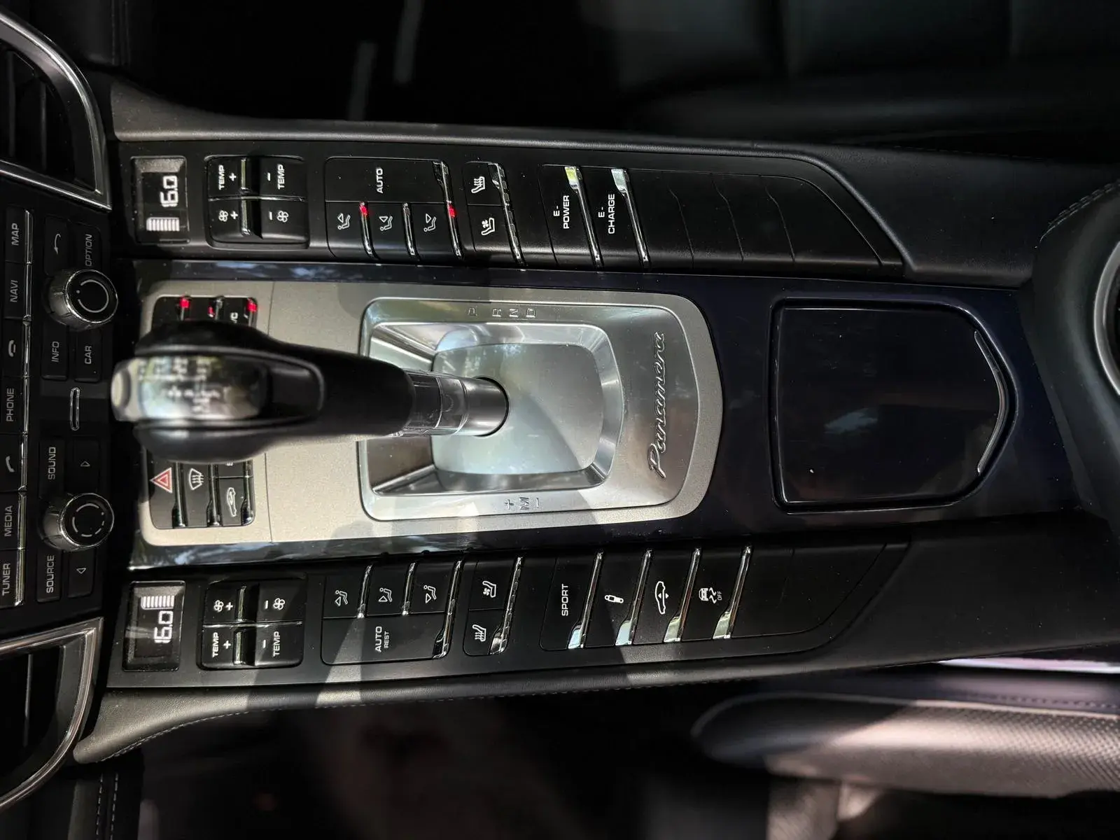 Porsche Panamera S E-Hybrid 24